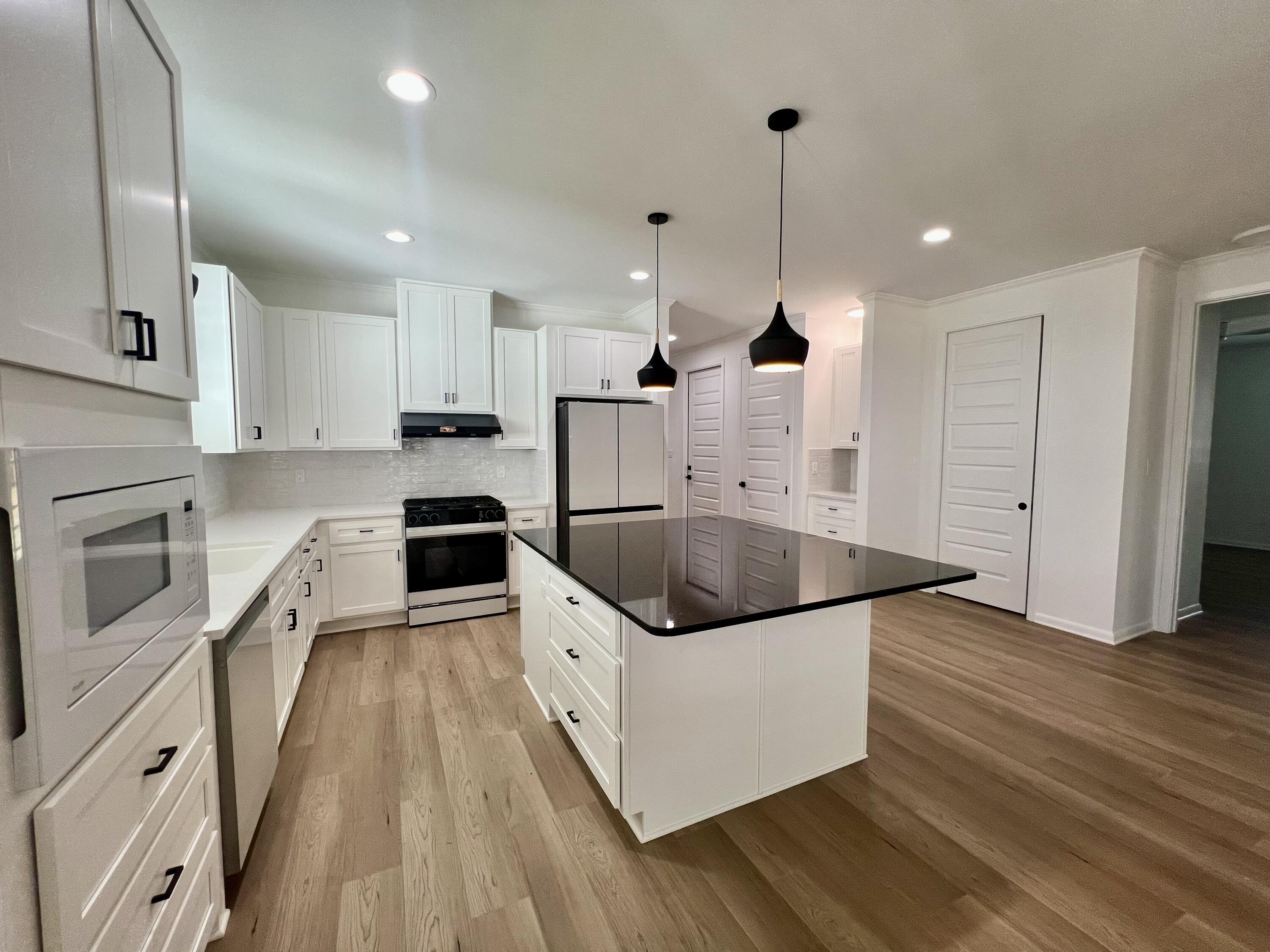 Deer Moss Creek - Residential