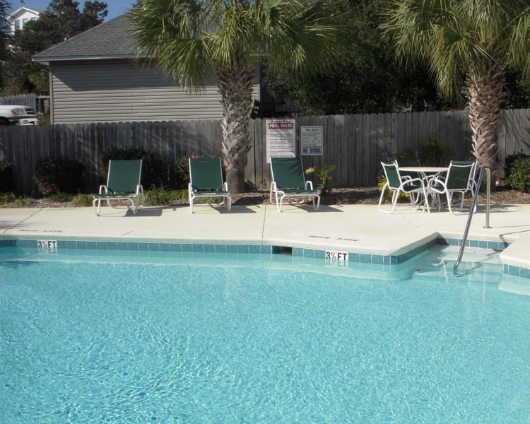 PELICAN PLACE T/H EAST - Residential