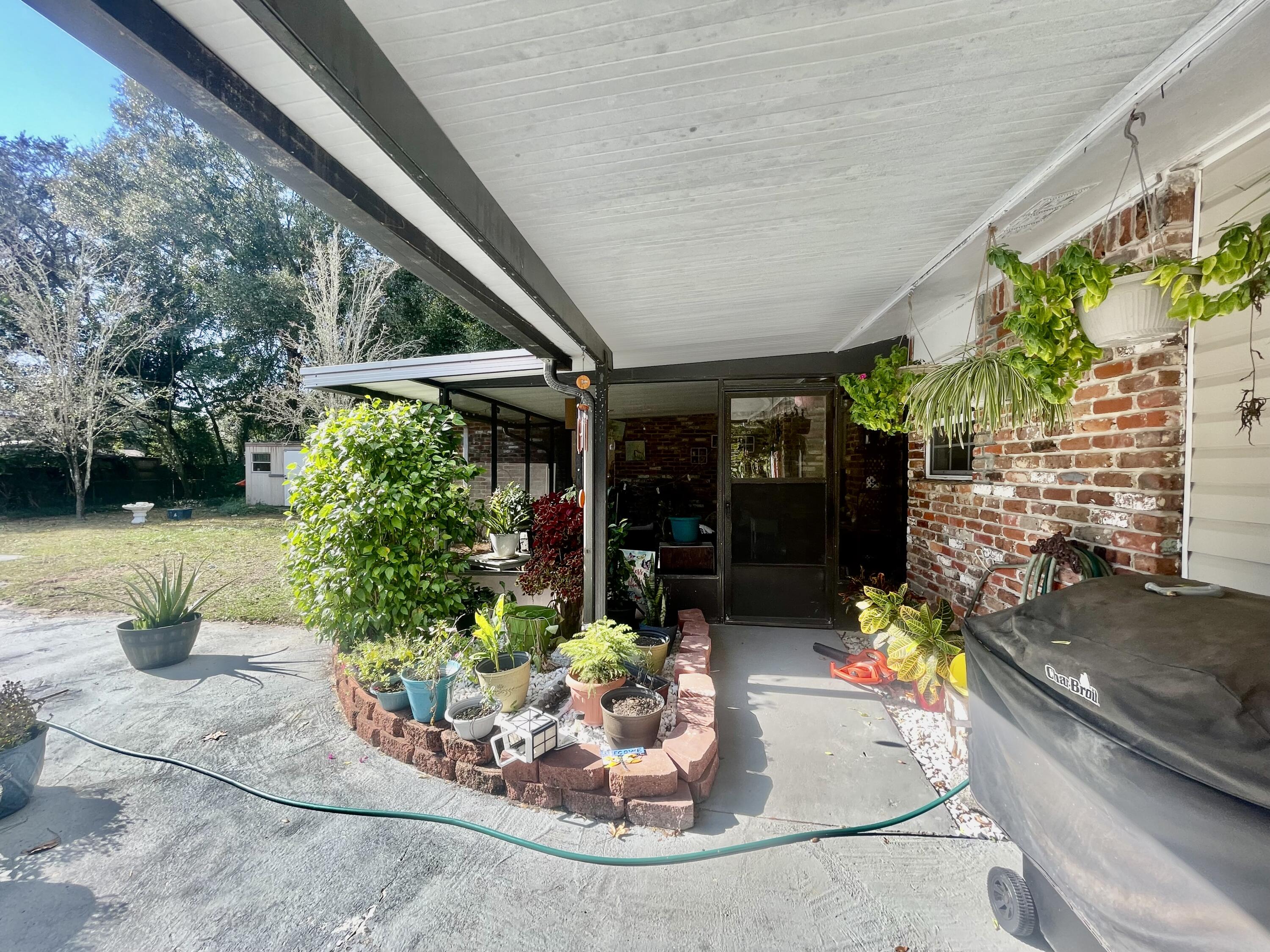 POQUITO BAYOU - Residential Lease