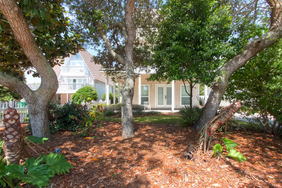 CRYSTAL BEACH - Residential