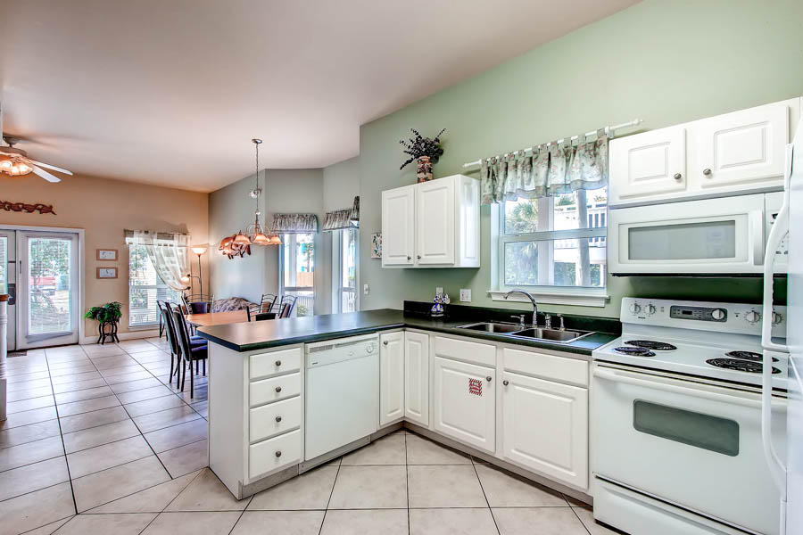 CRYSTAL BEACH - Residential