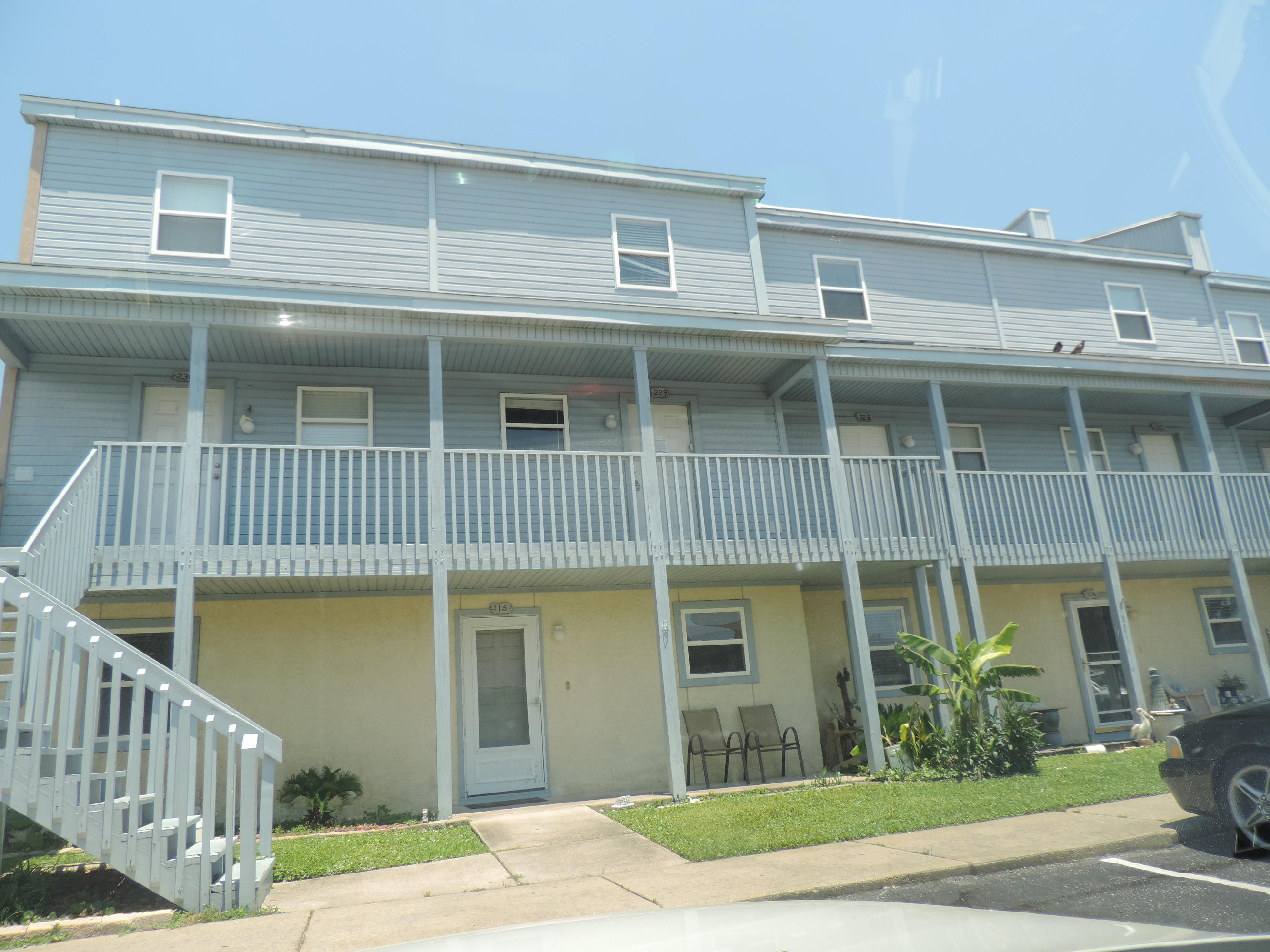 COMMODORES LANDING - Residential