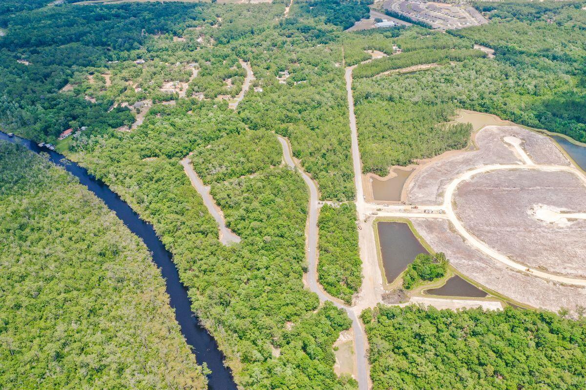 MAGNOLIA BAY ESTATES - Land
