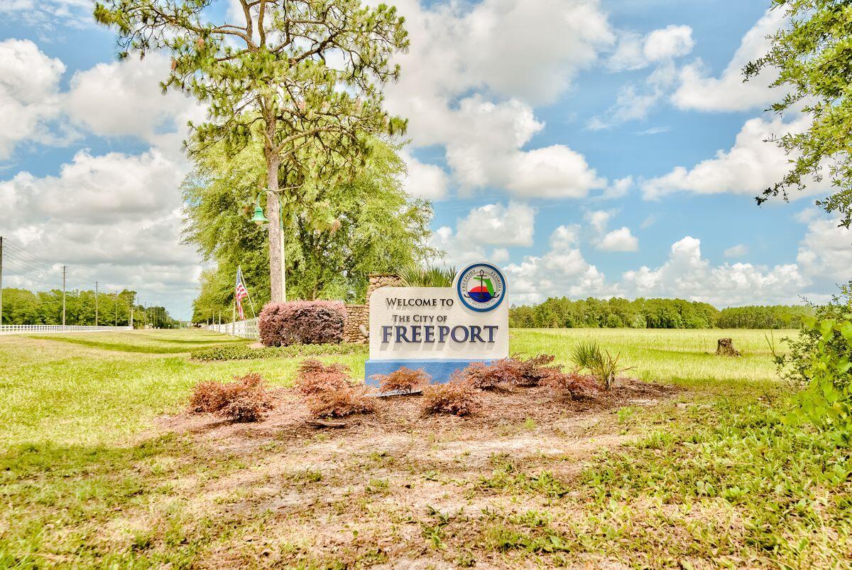 MAGNOLIA BAY ESTATES - Land