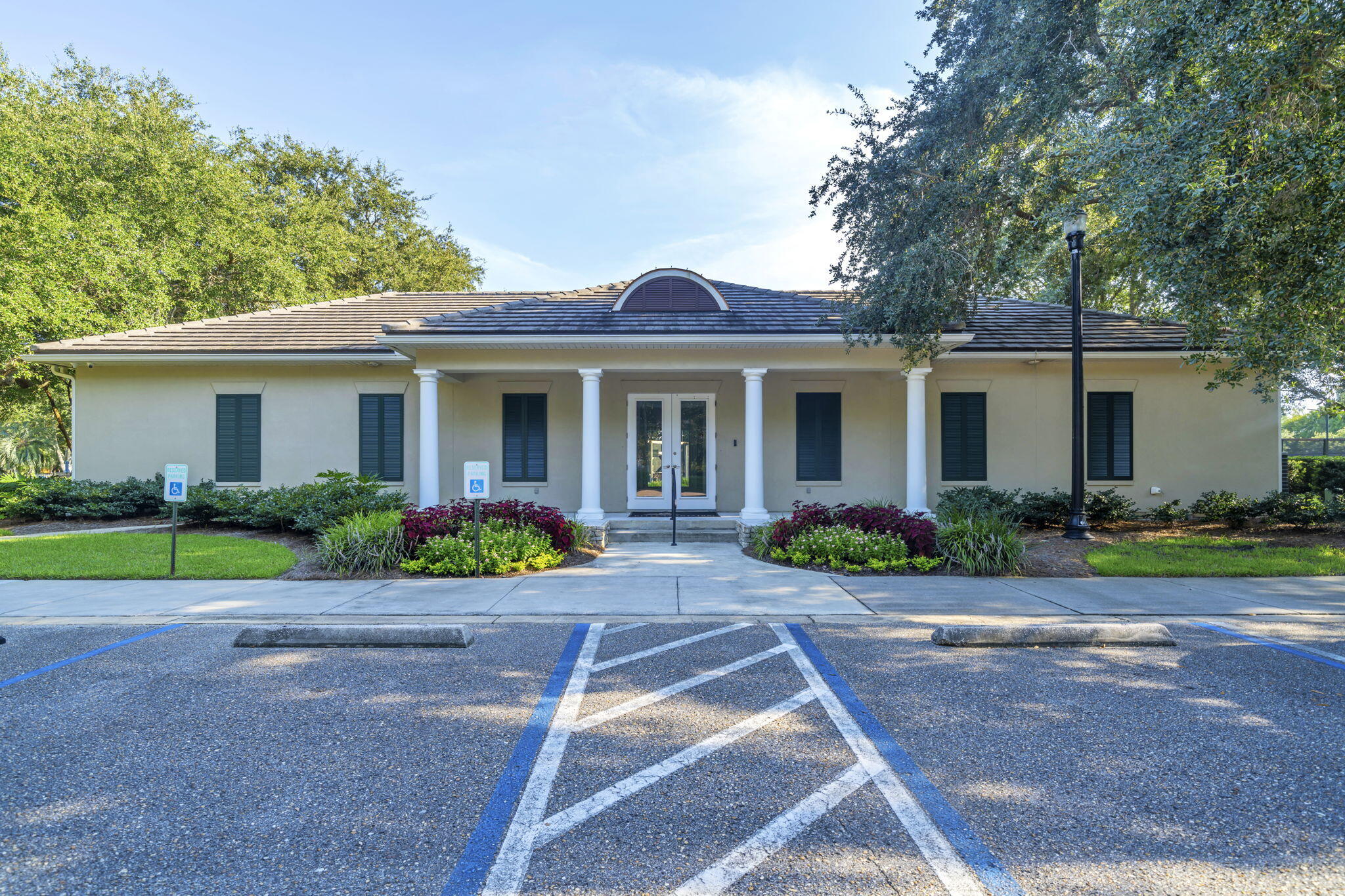 BROWNSTONES AT KELLY PLANTATION - Residential
