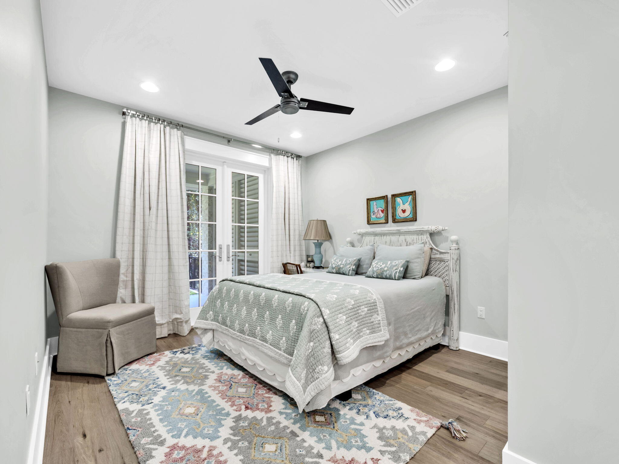 BROWNSTONES AT KELLY PLANTATION - Residential
