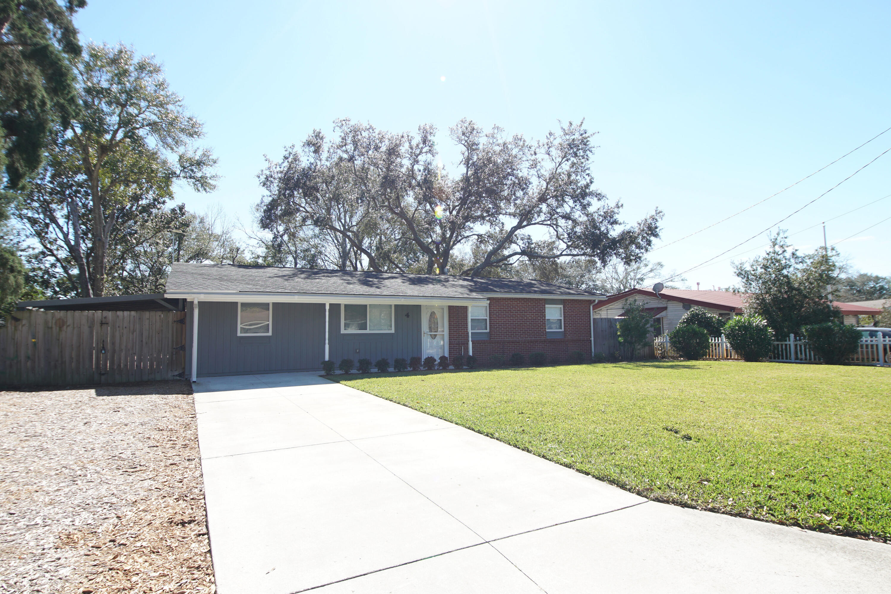 SPRINGDALE - Residential