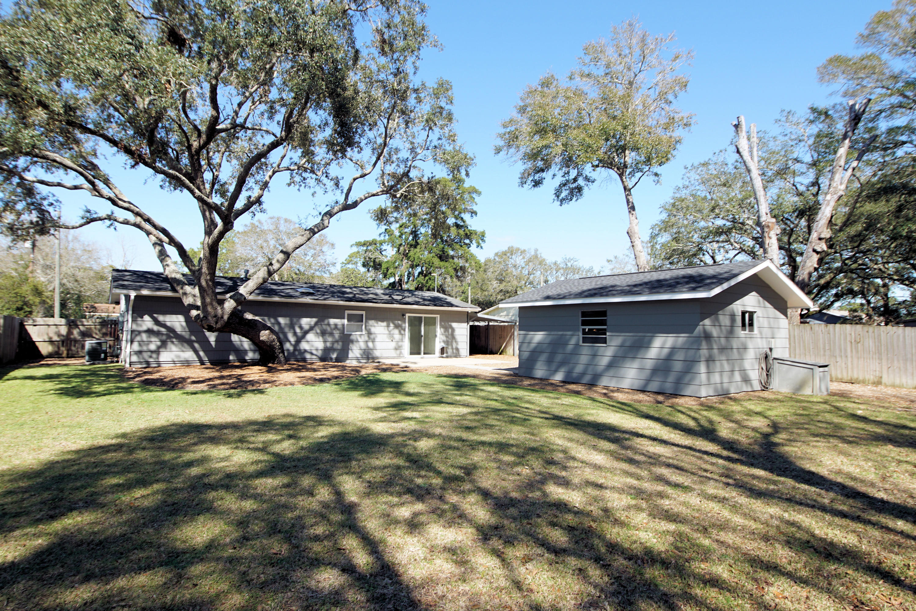 SPRINGDALE - Residential