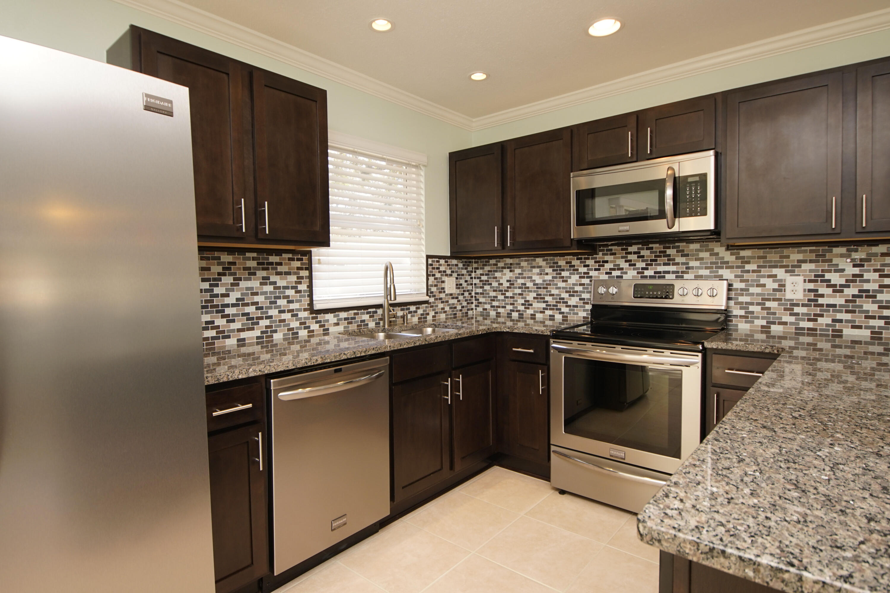 SPRINGDALE - Residential