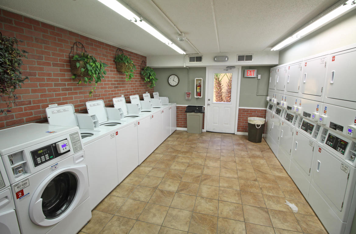 CEDARS CONDO - Residential