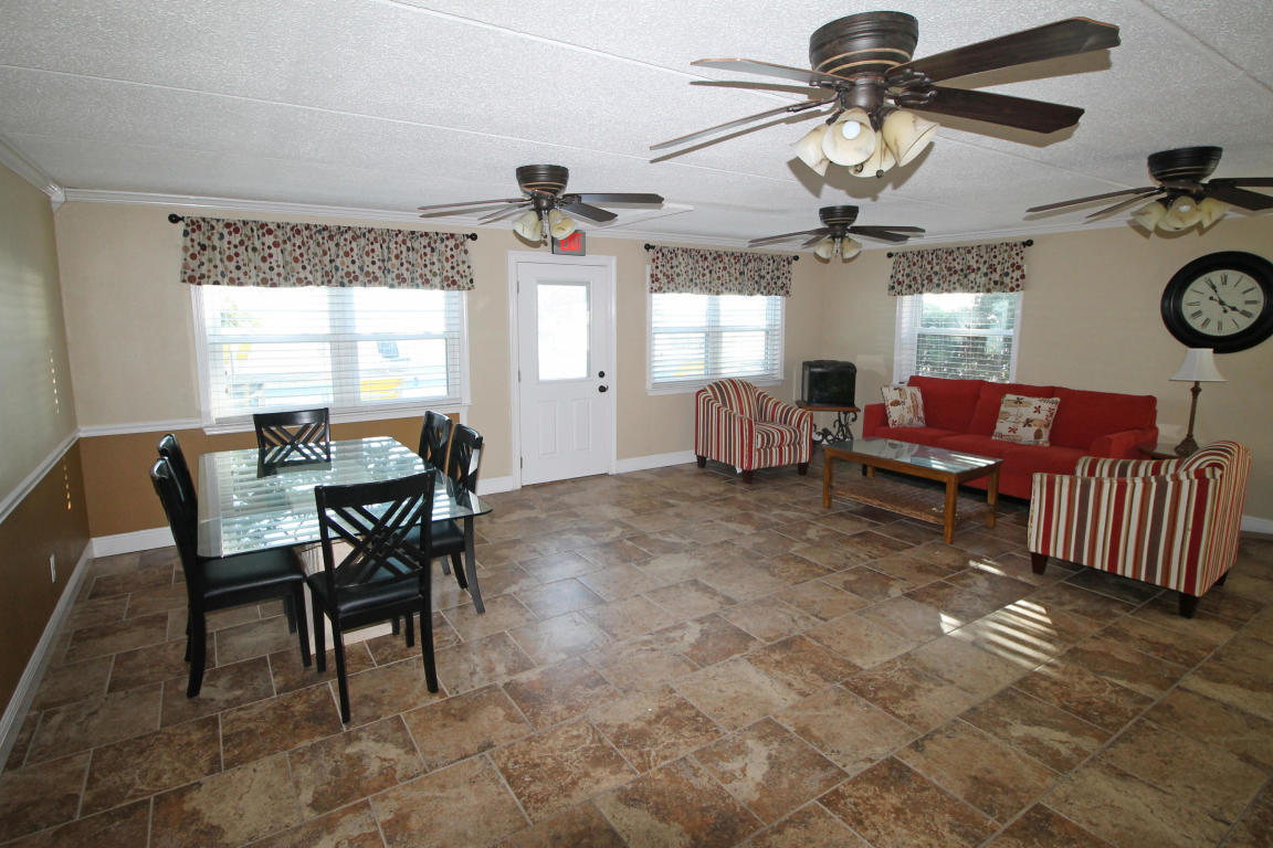 CEDARS CONDO - Residential