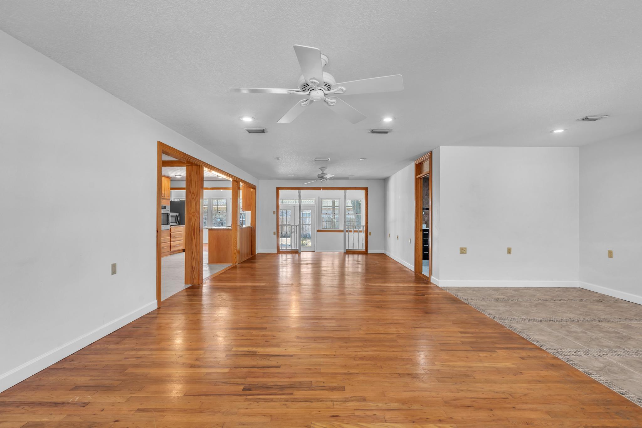 NICEVILLE HEIGHTS ADDN - Residential Lease