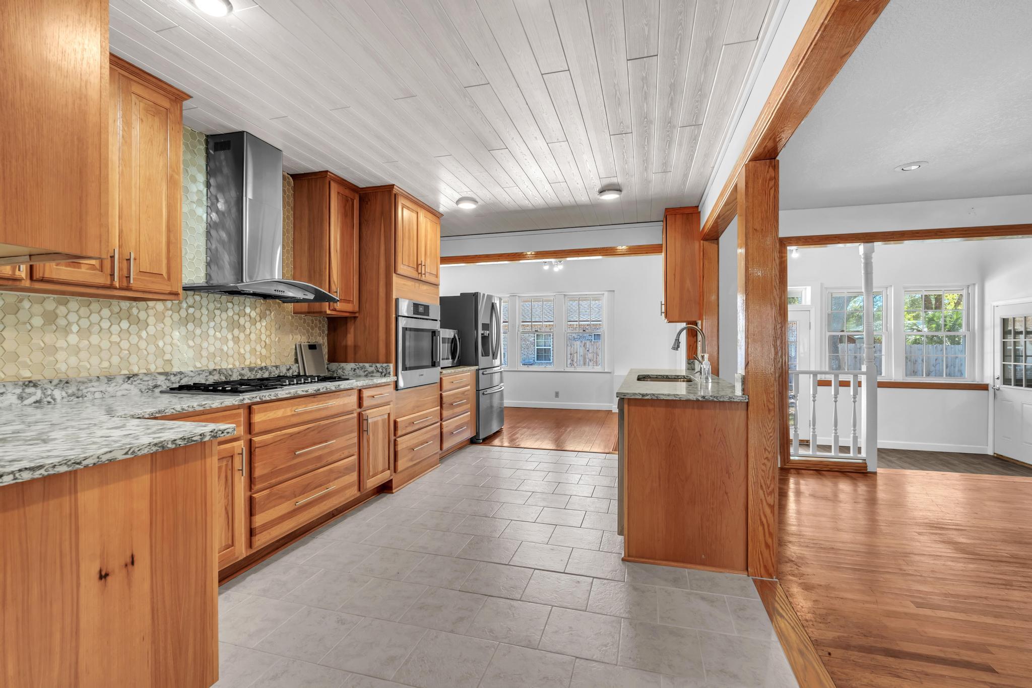 NICEVILLE HEIGHTS ADDN - Residential Lease