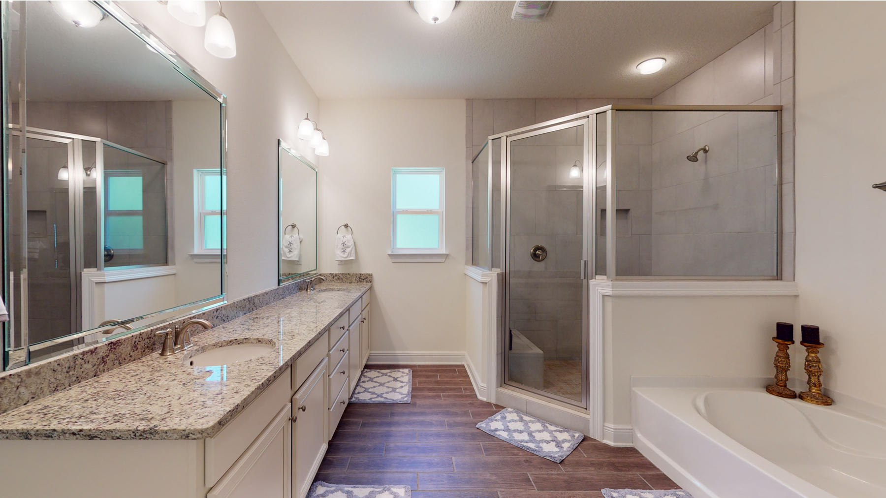 Mussett Bayou Manor - Residential