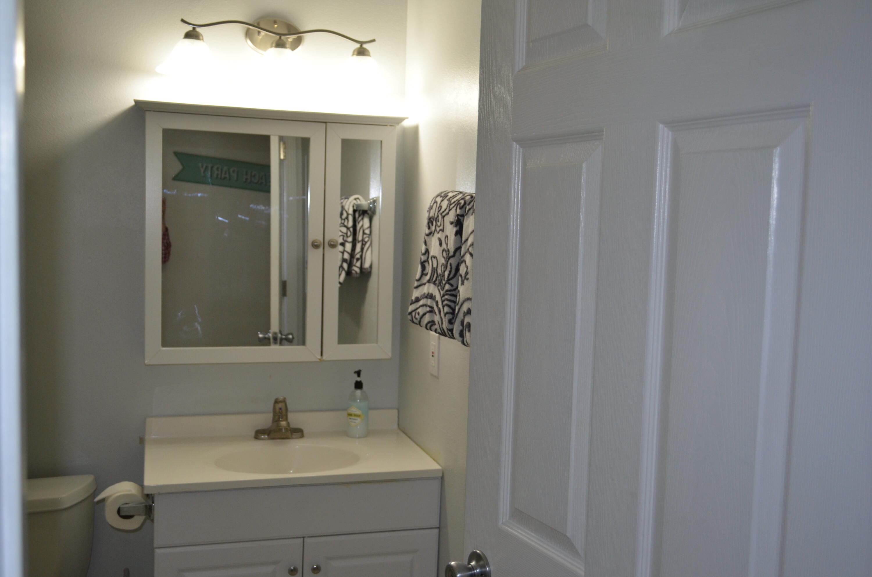 NAVARRE 1ST ADD - Residential