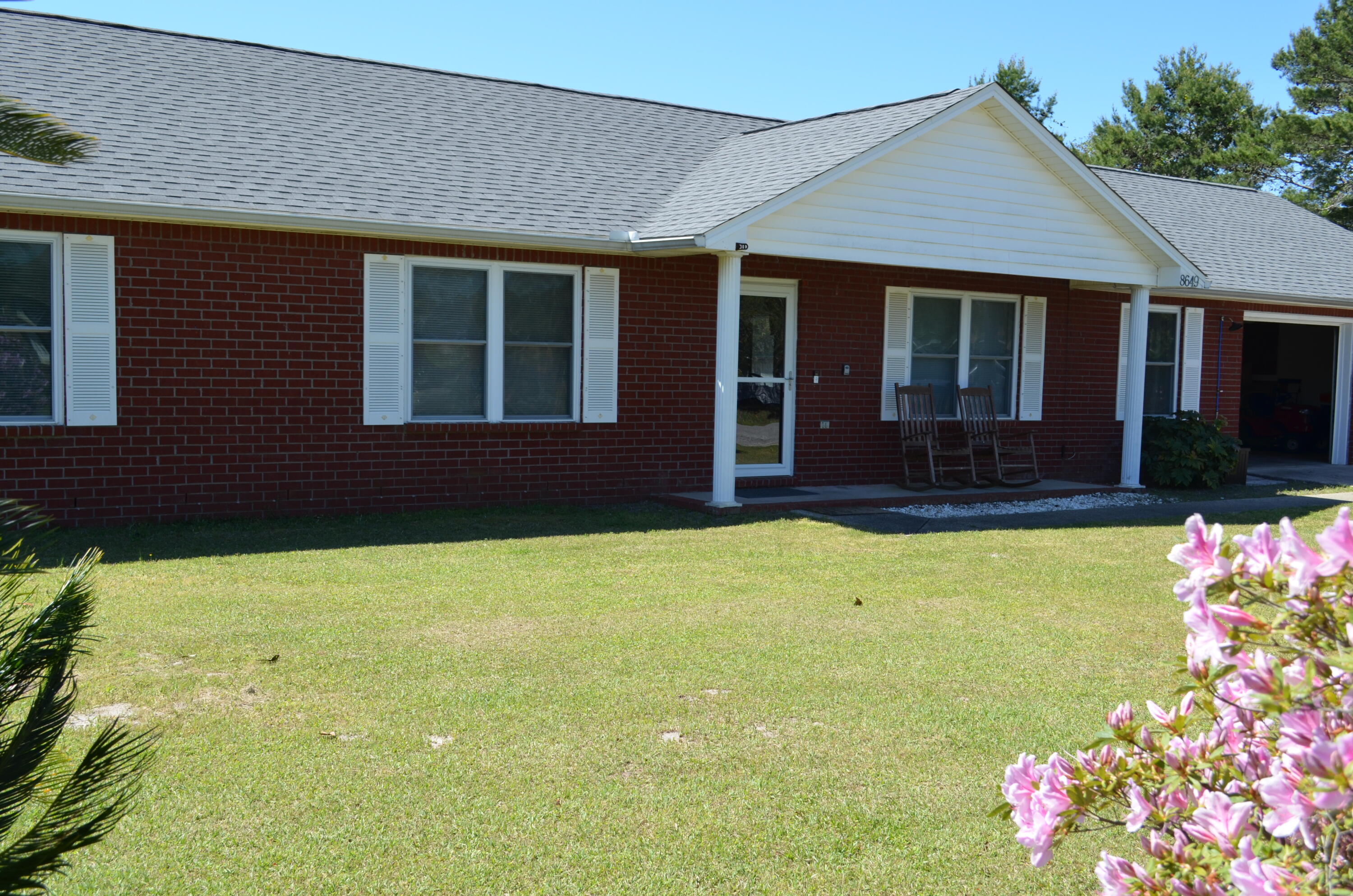 NAVARRE 1ST ADD - Residential