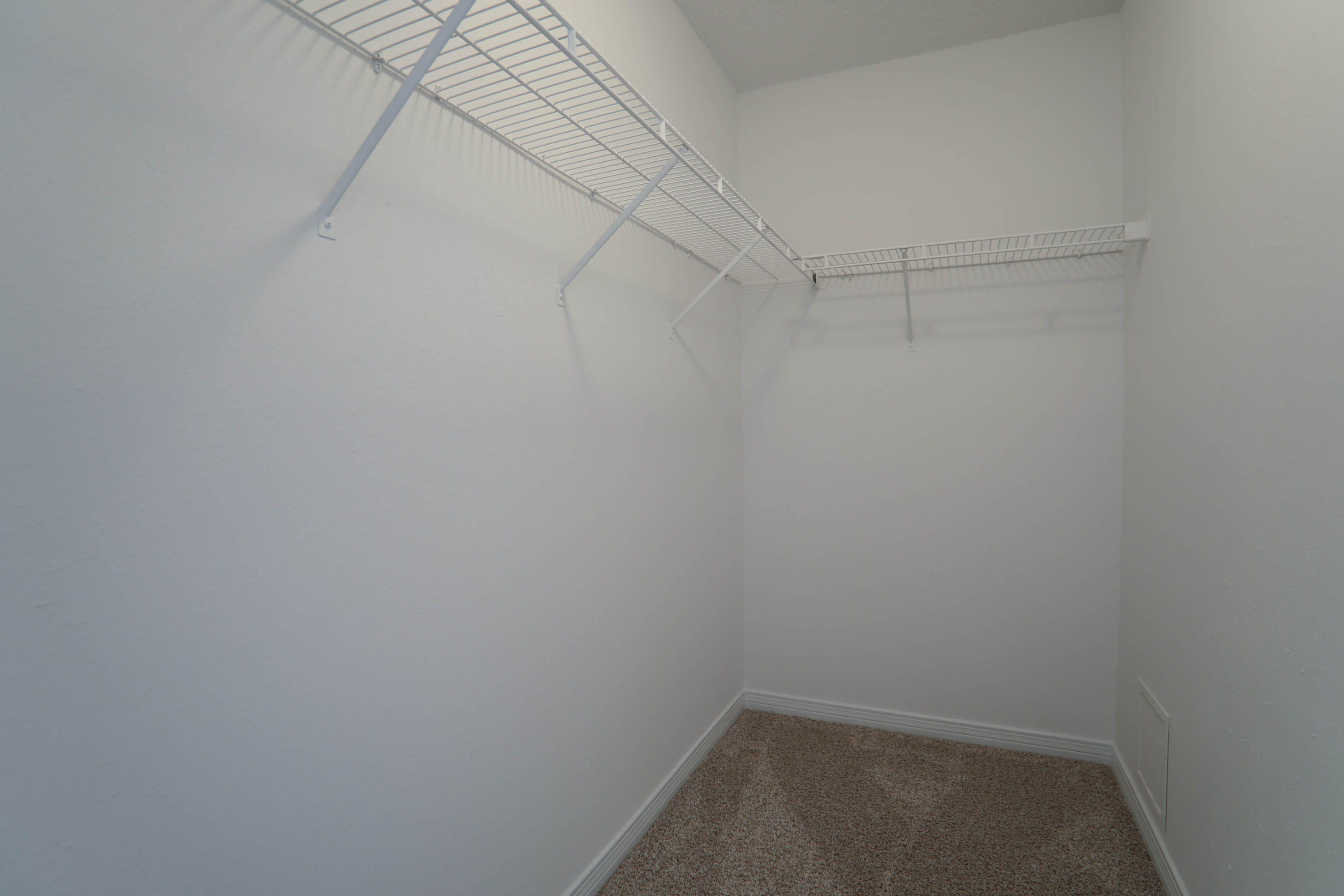 LAKE CHARLESTON - Residential