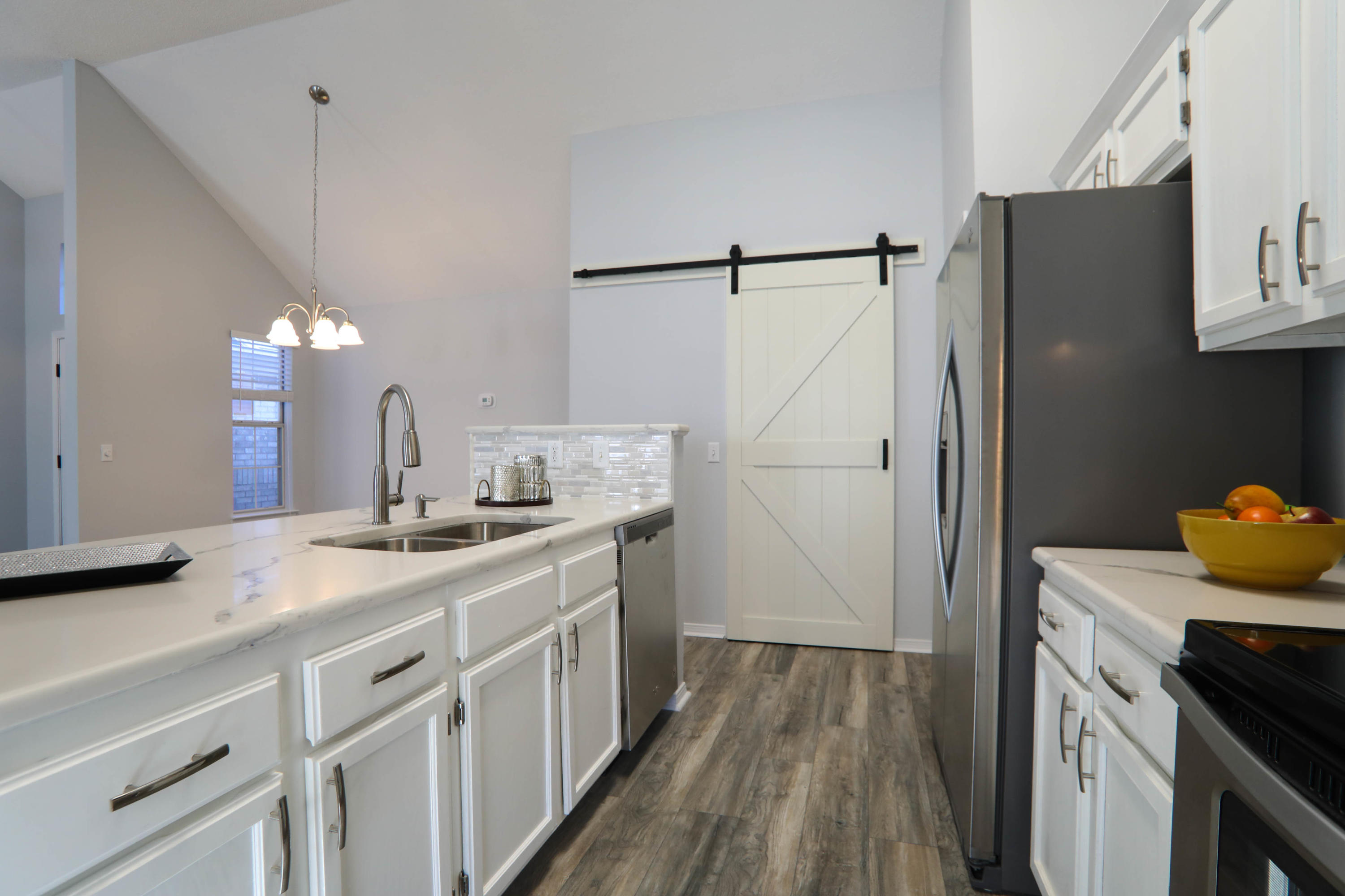 LAKE CHARLESTON - Residential