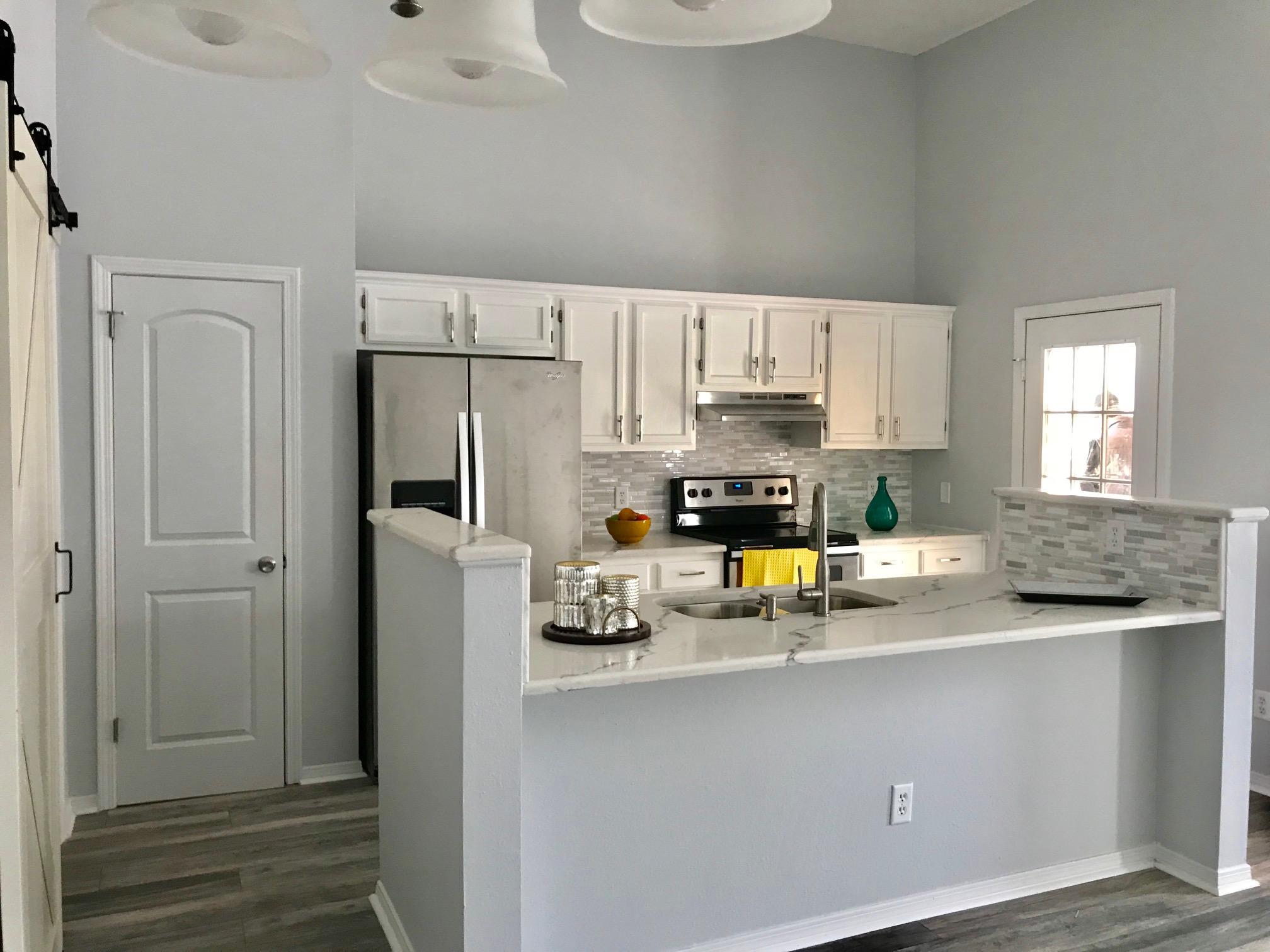 LAKE CHARLESTON - Residential