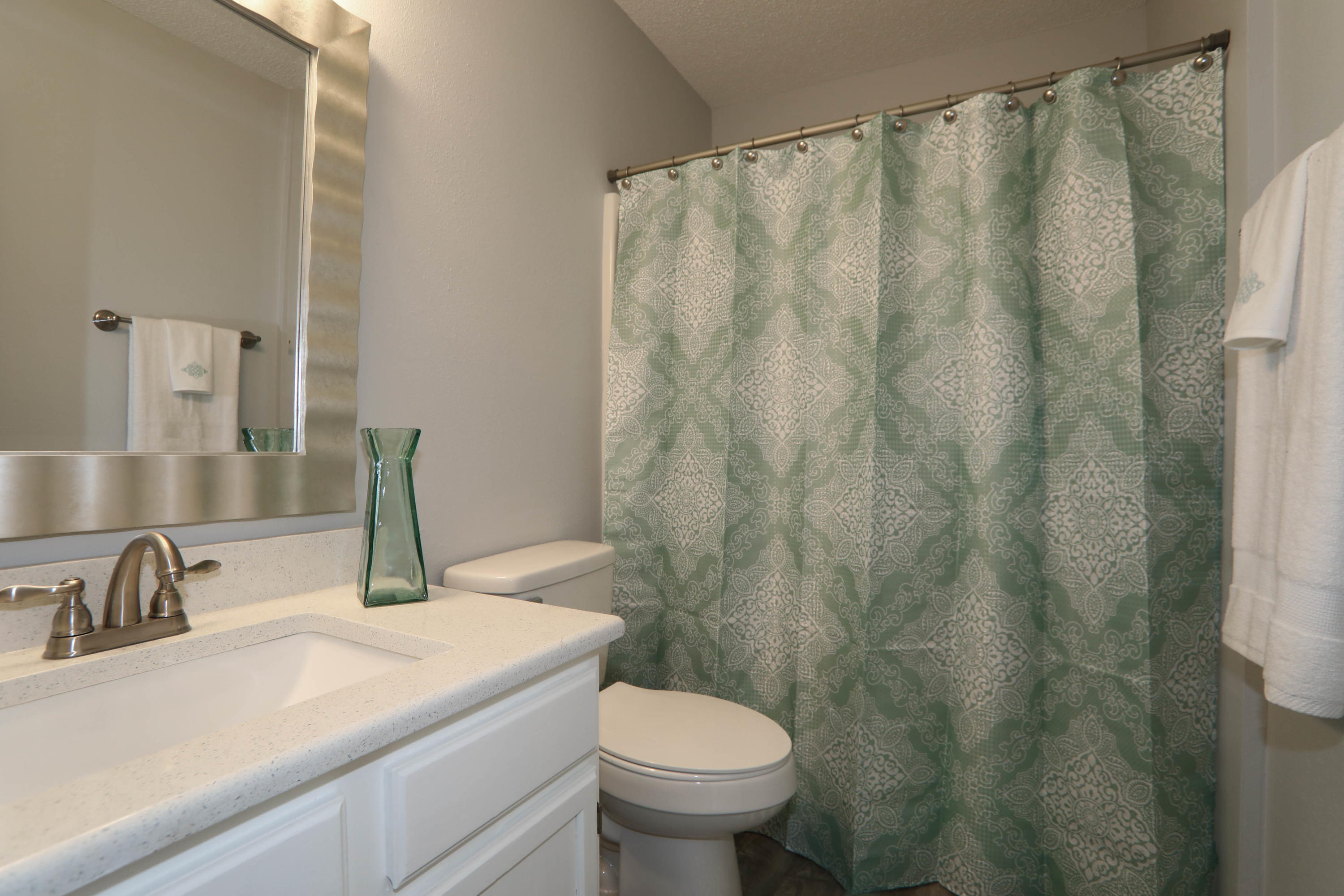 LAKE CHARLESTON - Residential