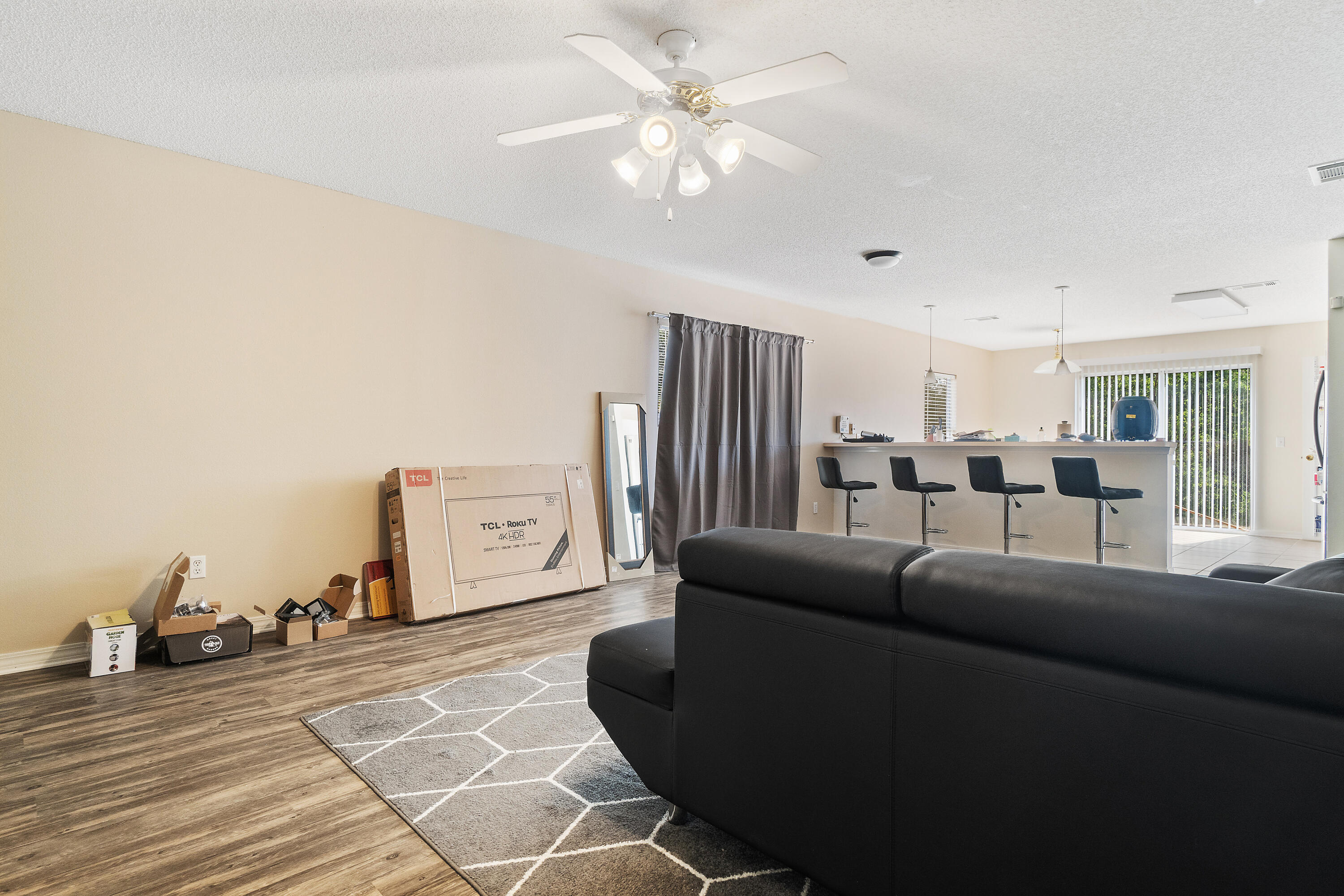 THE VINEYARDS - Residential