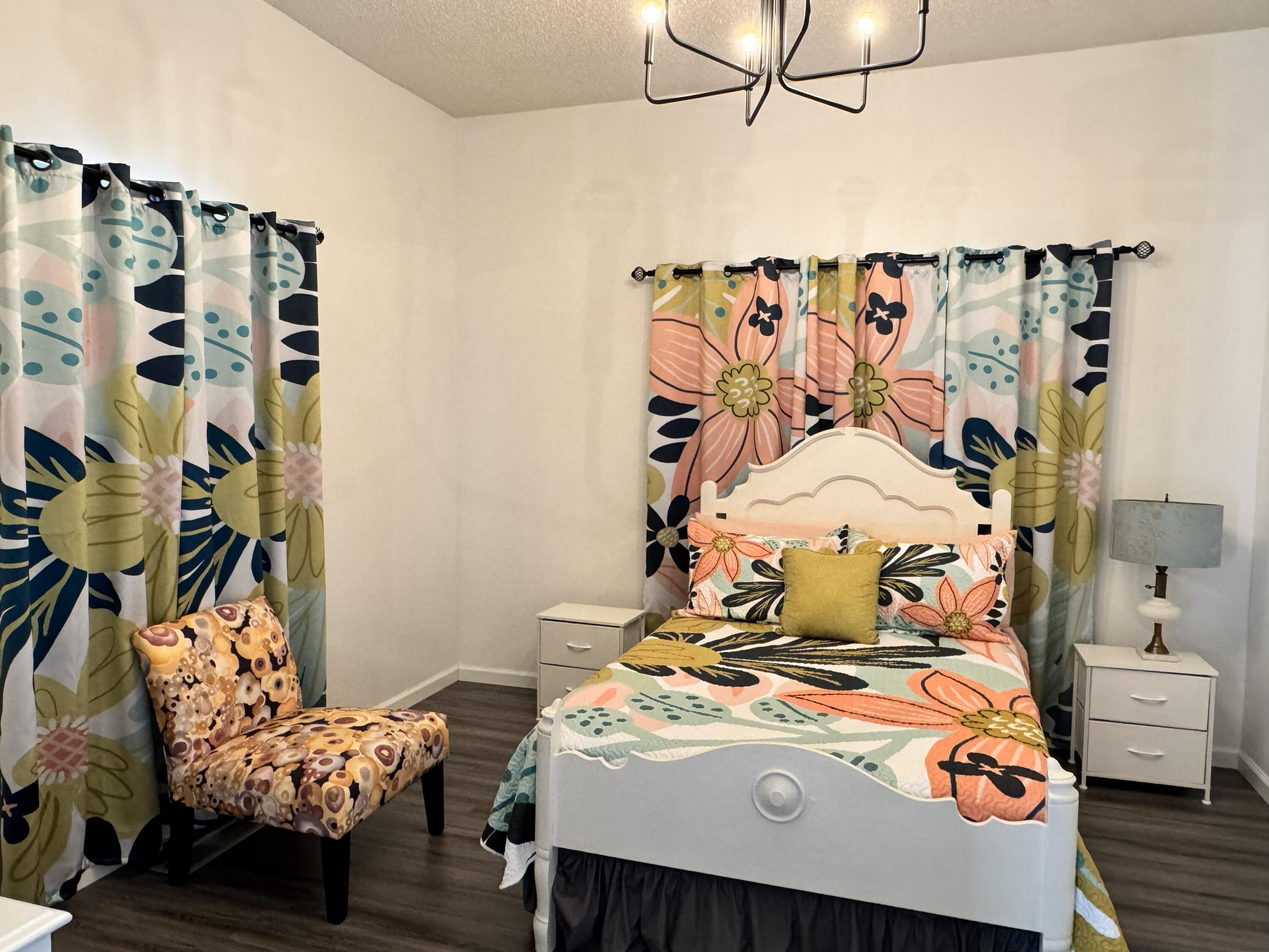 Florala - Residential