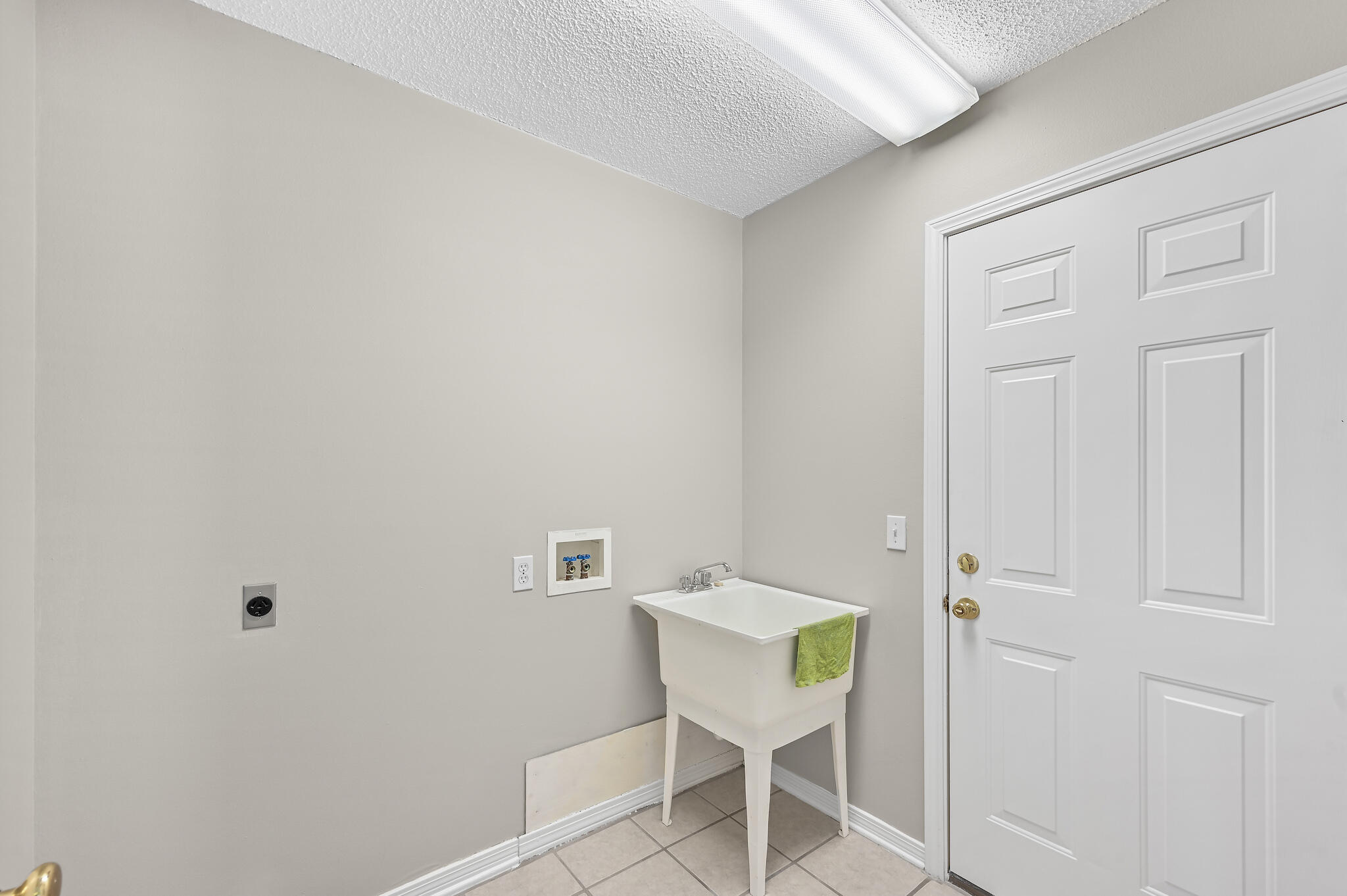 HIDDEN HARBOR UNREC - Residential