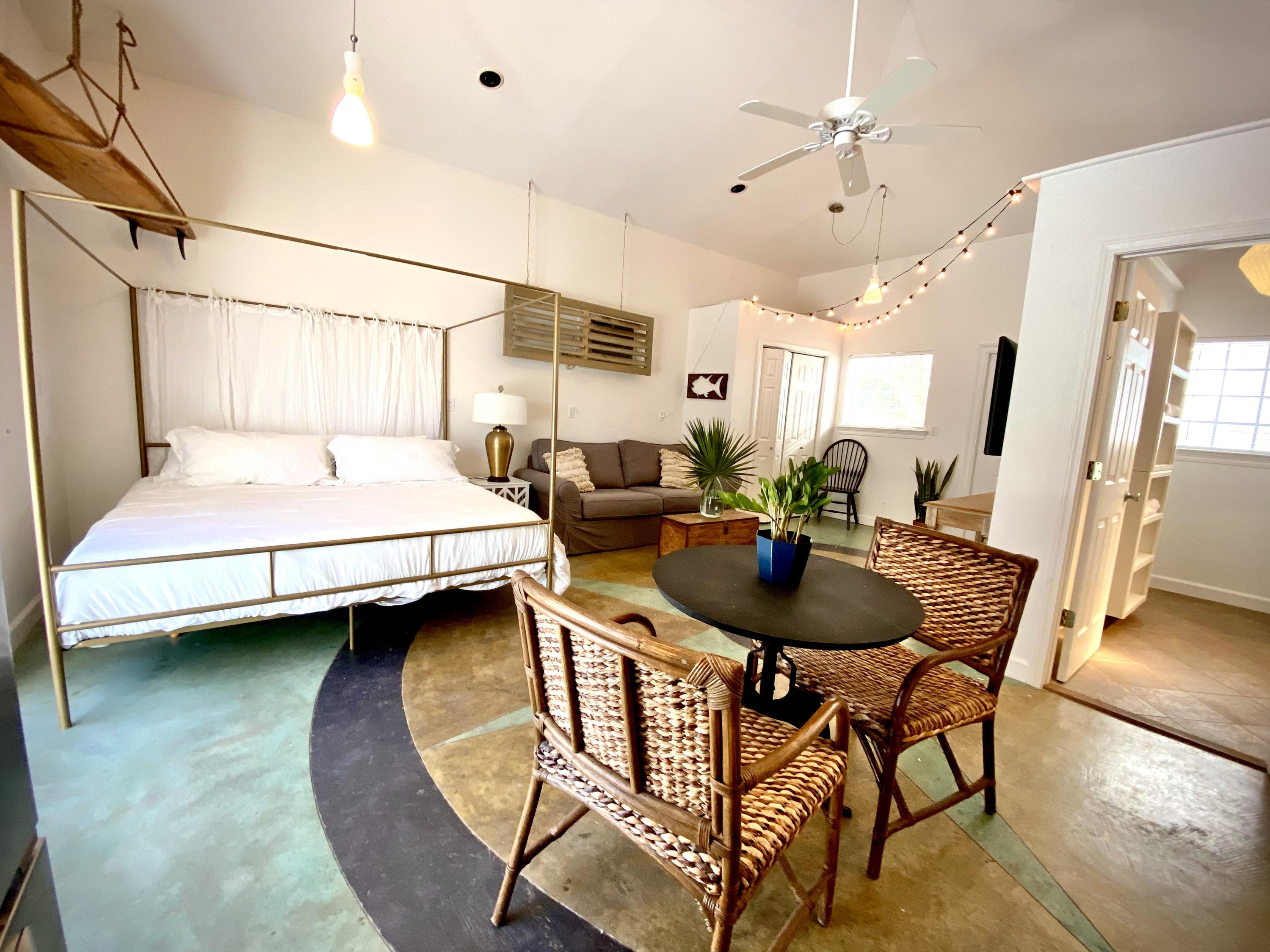 EASTERN LAKE S/D - Residential