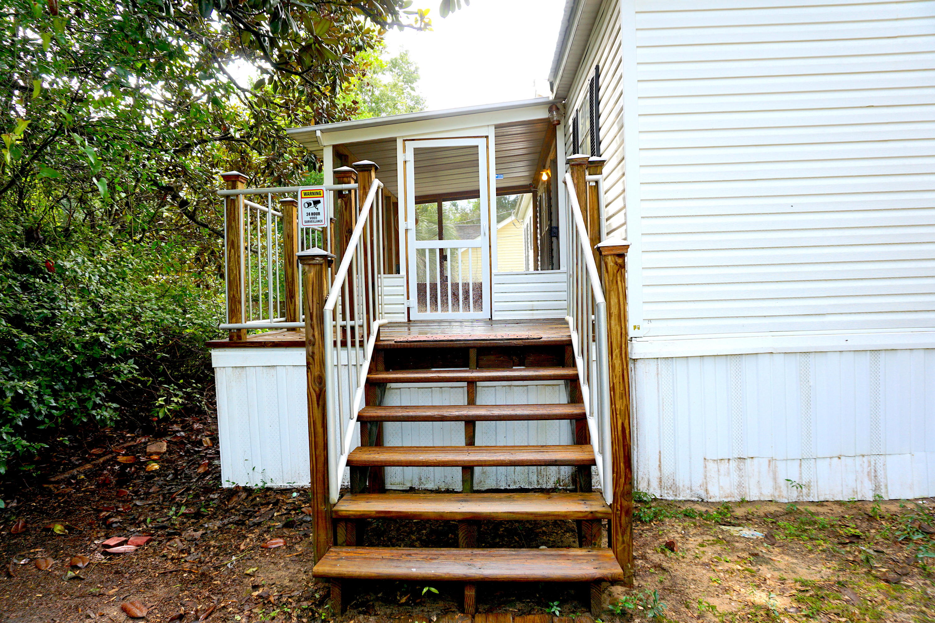 NO RECORDED SUBDIVISION - Residential