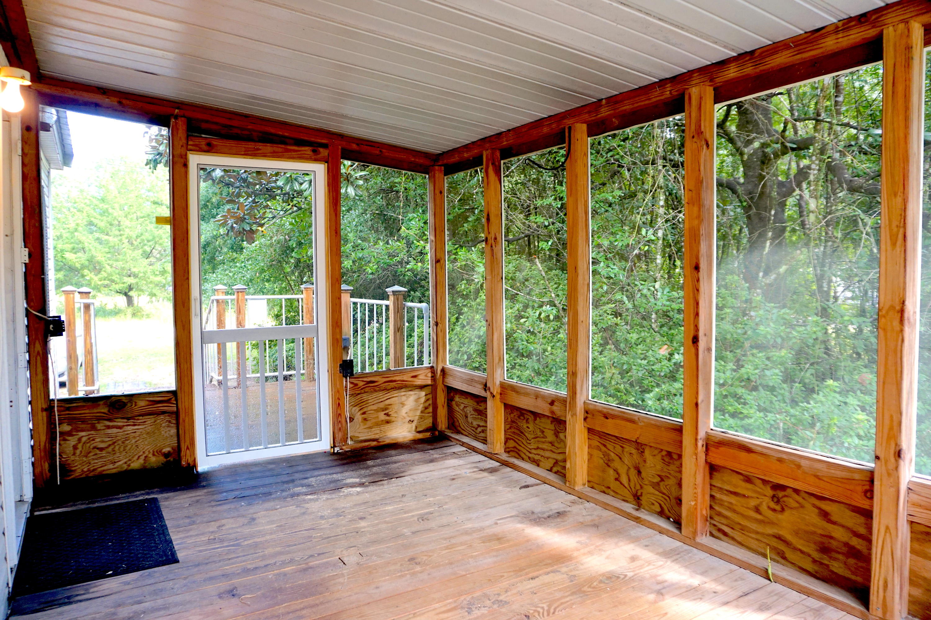 NO RECORDED SUBDIVISION - Residential