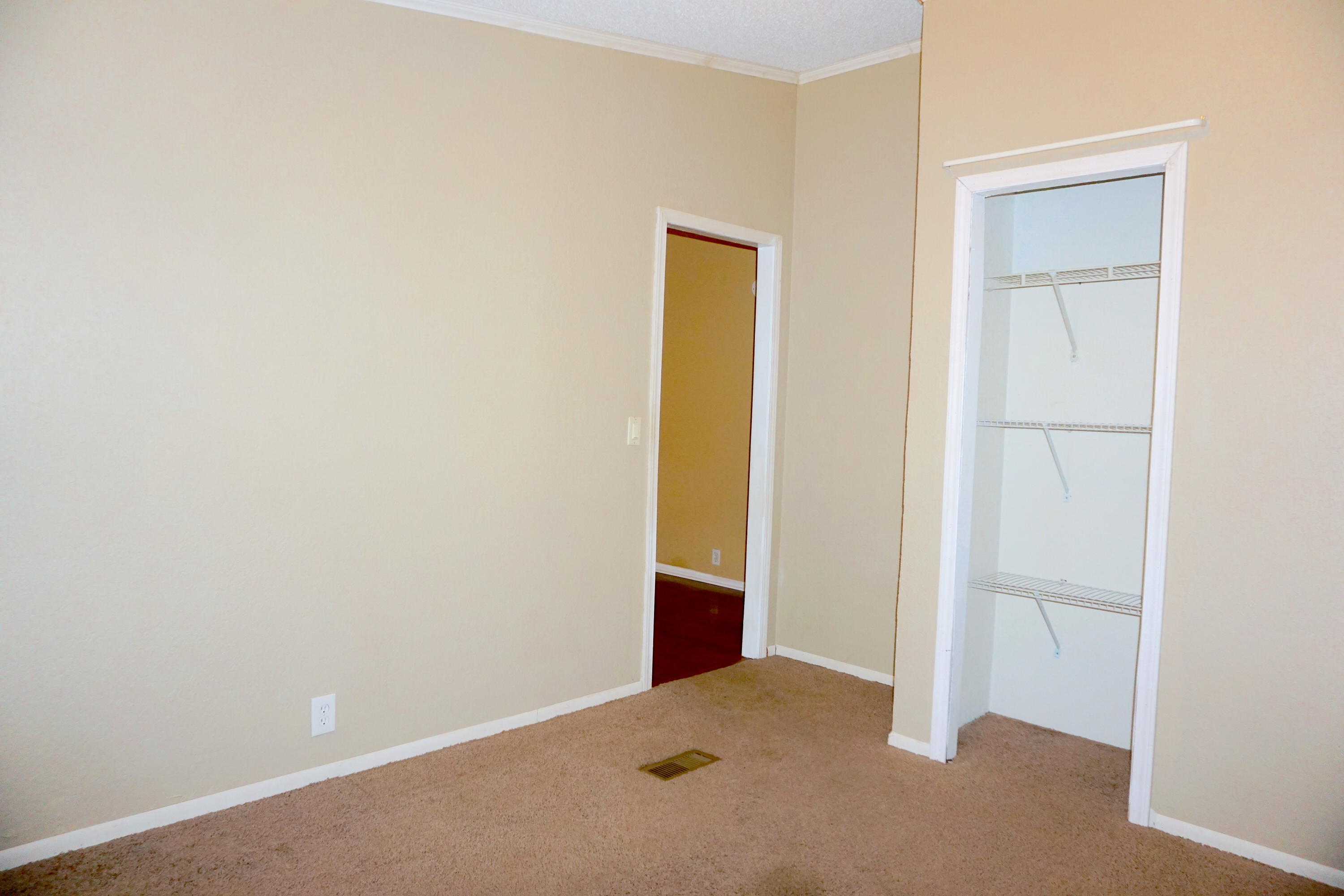 NO RECORDED SUBDIVISION - Residential