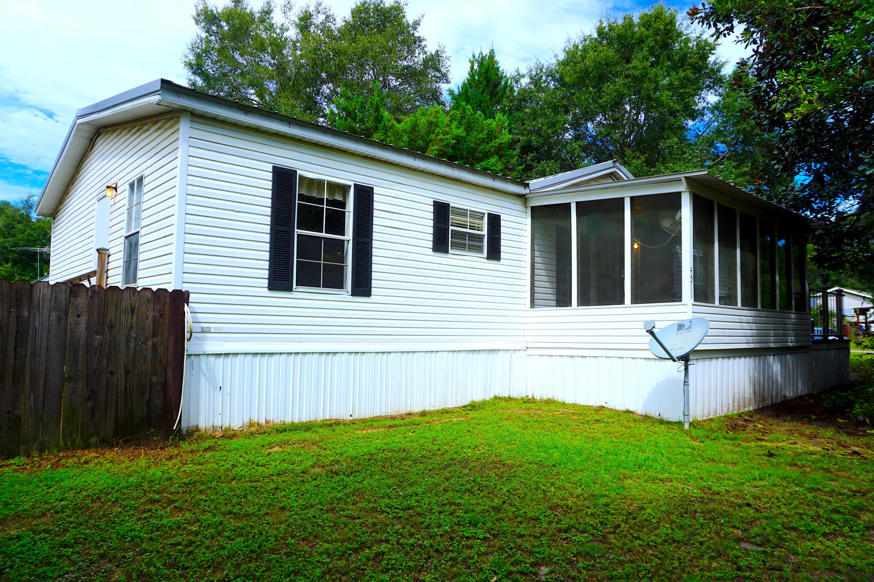 NO RECORDED SUBDIVISION - Residential