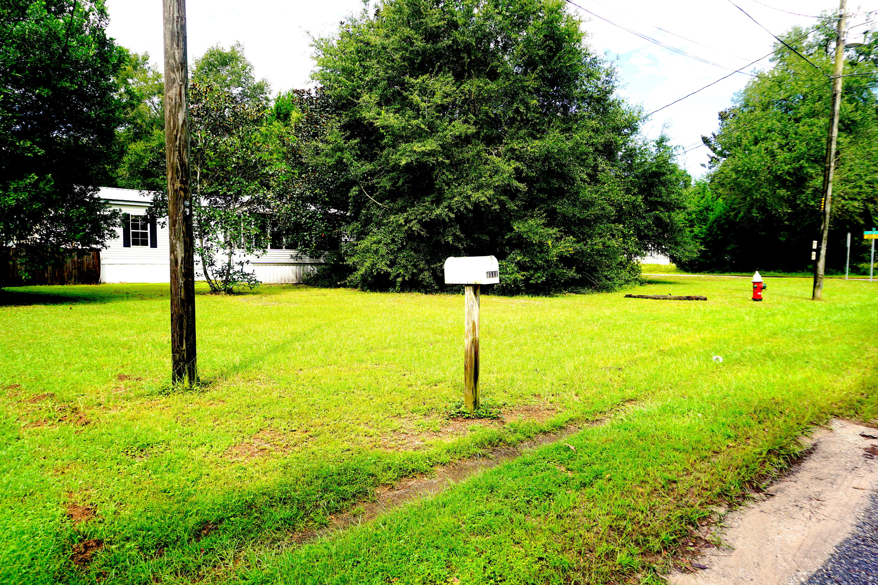 NO RECORDED SUBDIVISION - Residential