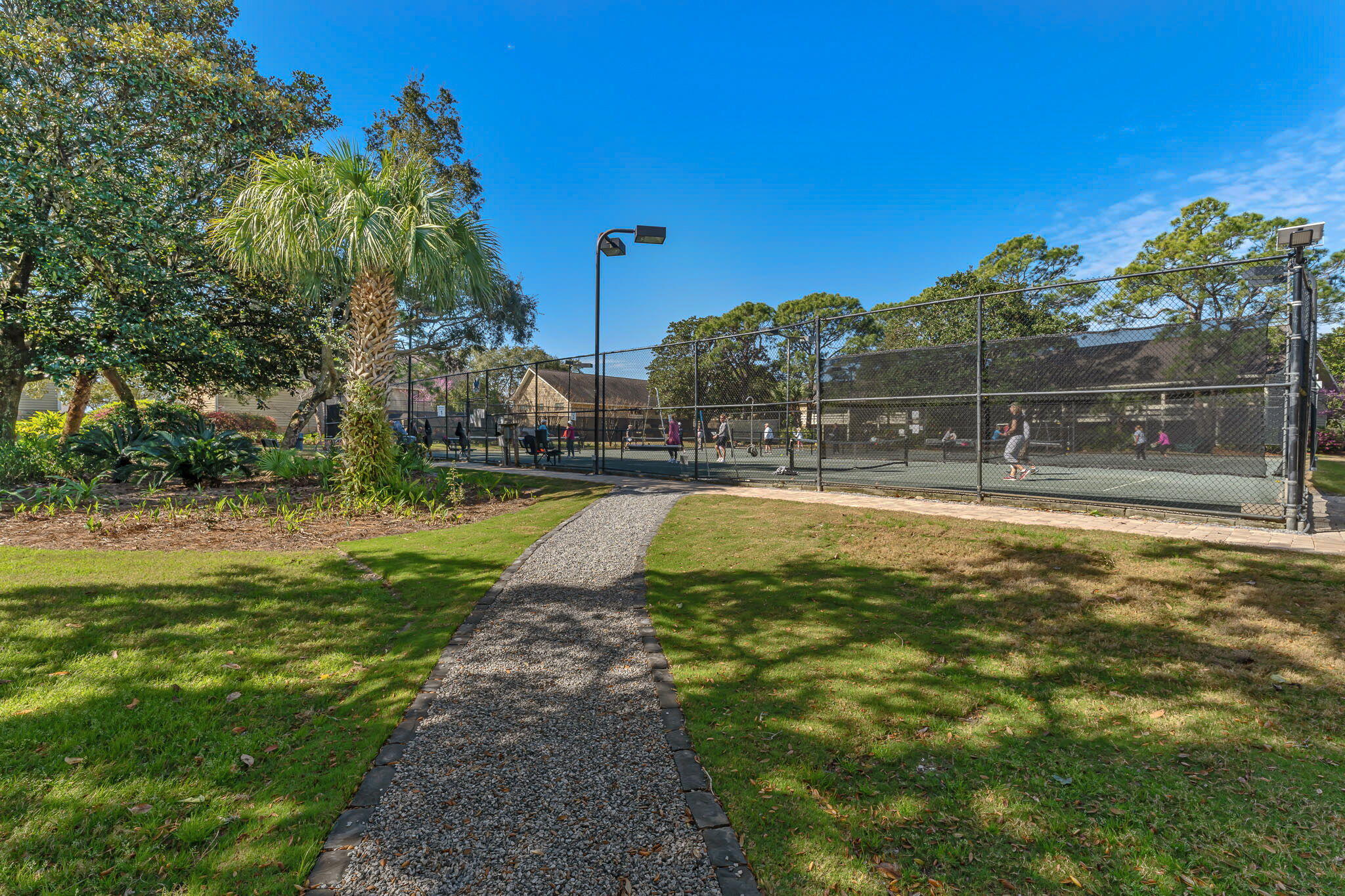 ARIEL DUNES I - Residential