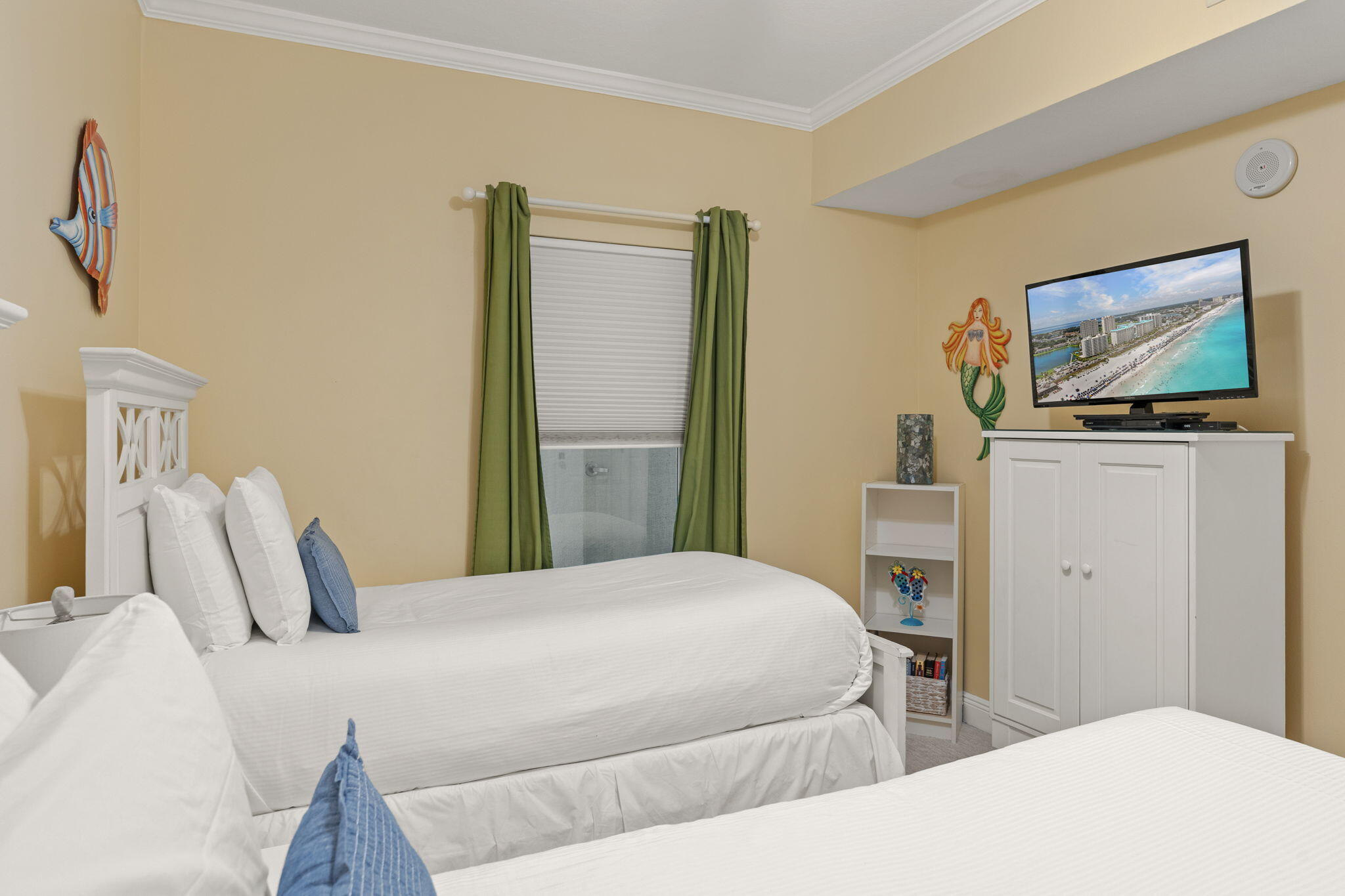 ARIEL DUNES I - Residential