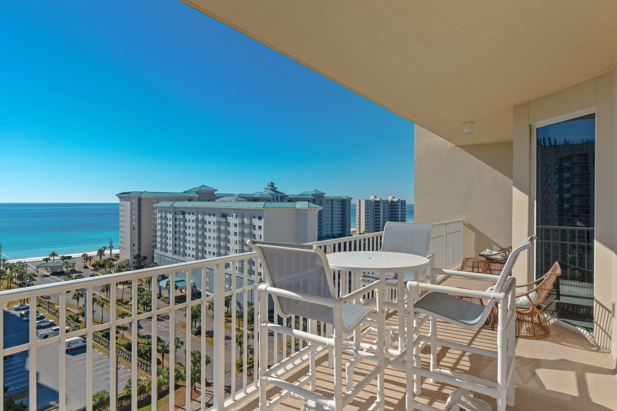 ARIEL DUNES I - Residential