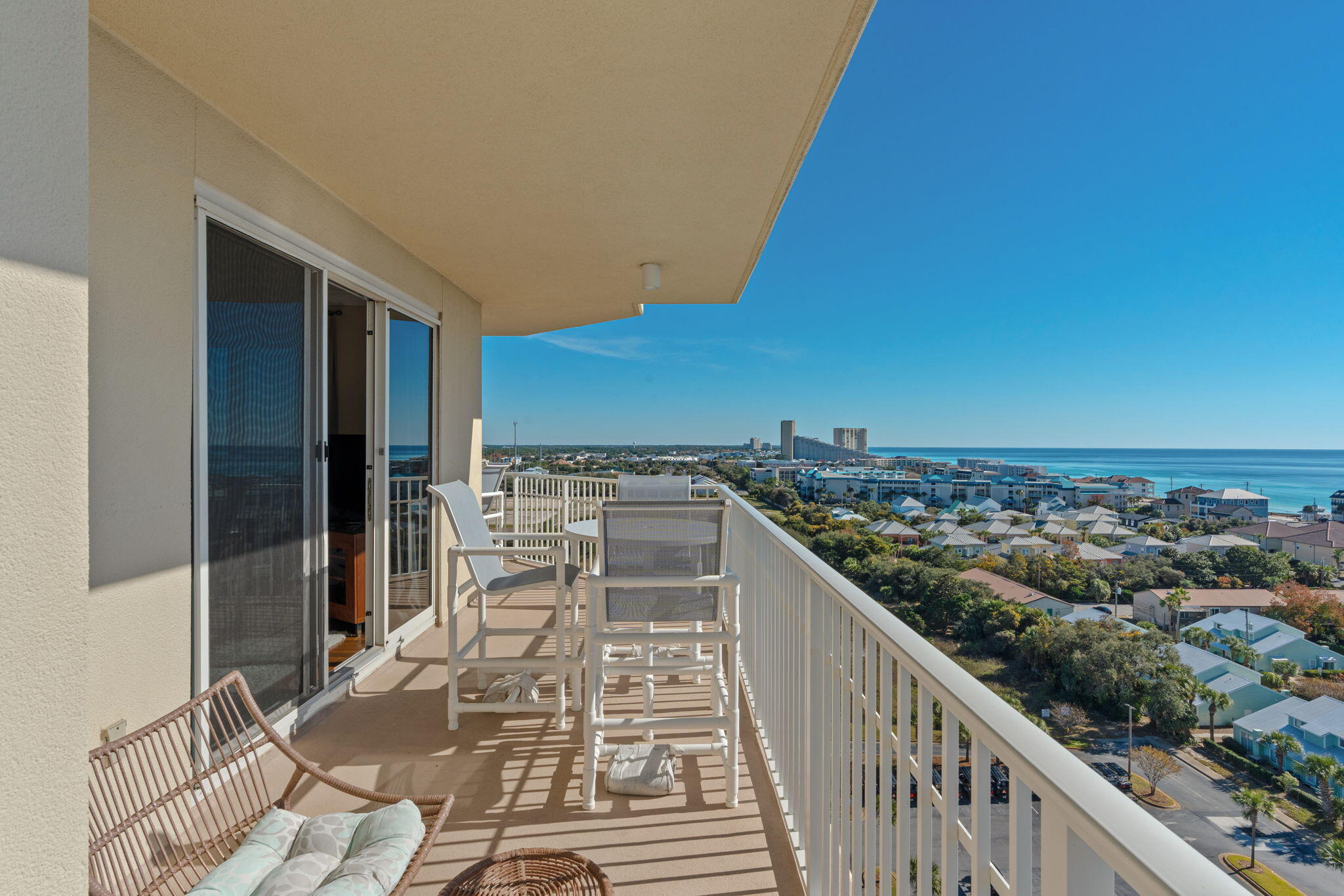 ARIEL DUNES I - Residential