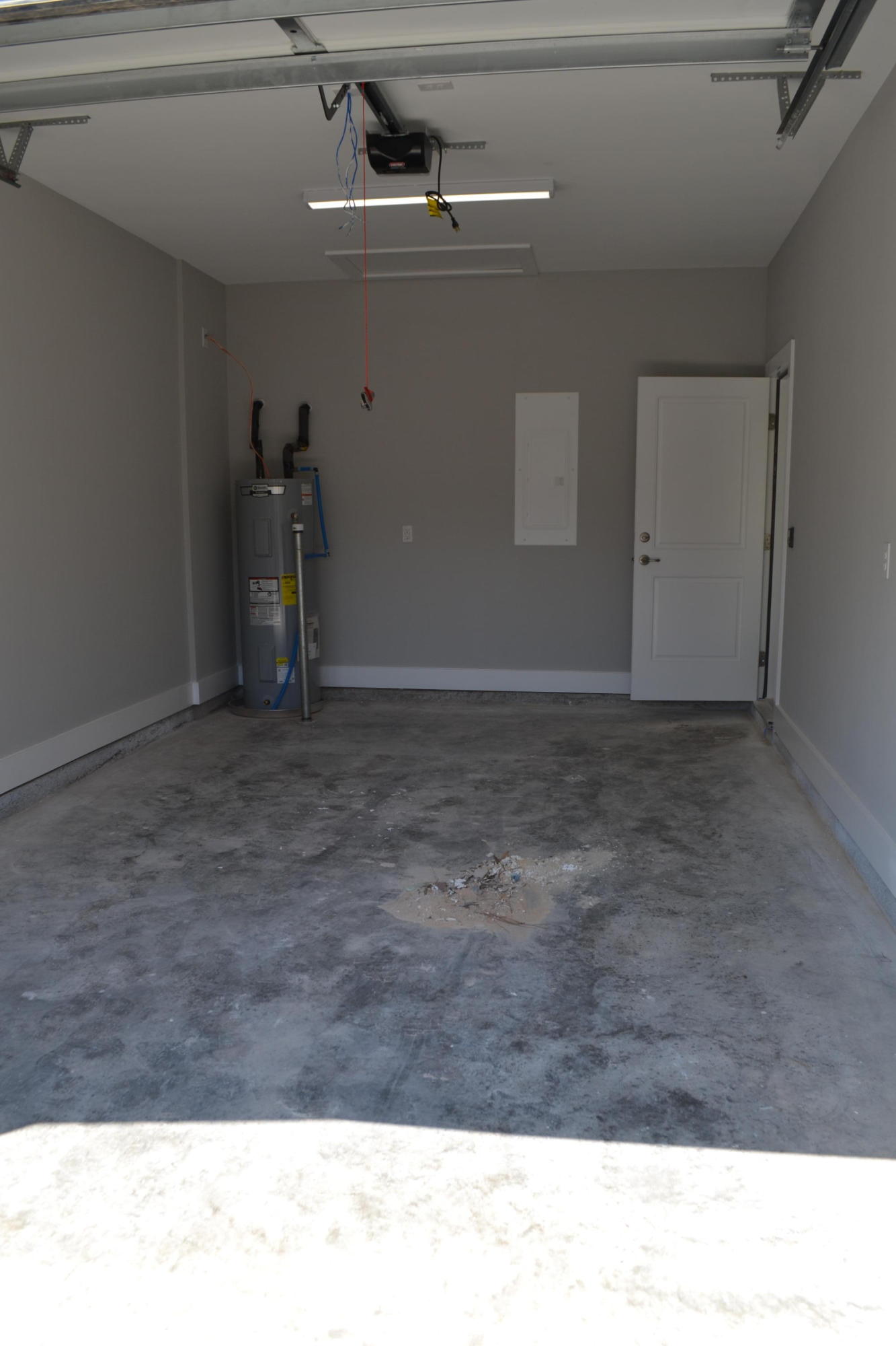 HIDDEN BAY VILLAGE - Residential