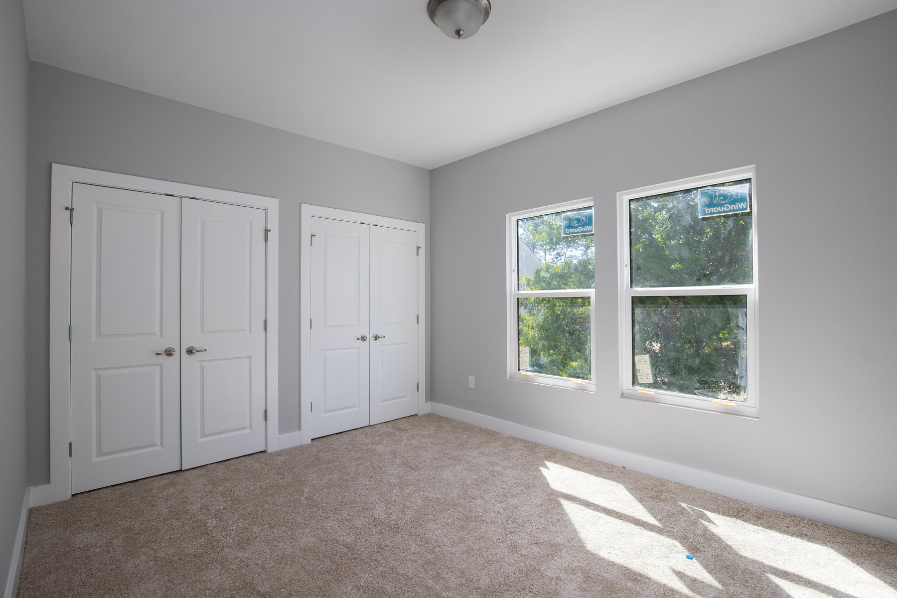 HIDDEN BAY VILLAGE - Residential