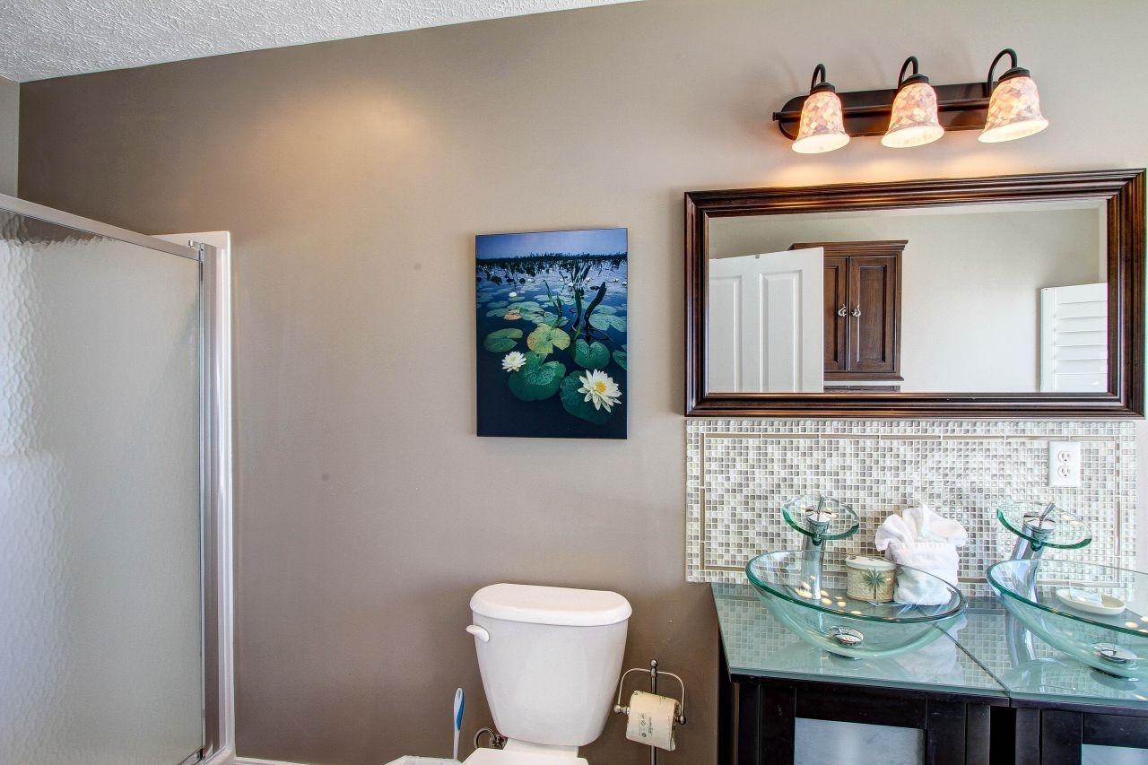 SOUTHERN EXPOSURES II - Residential