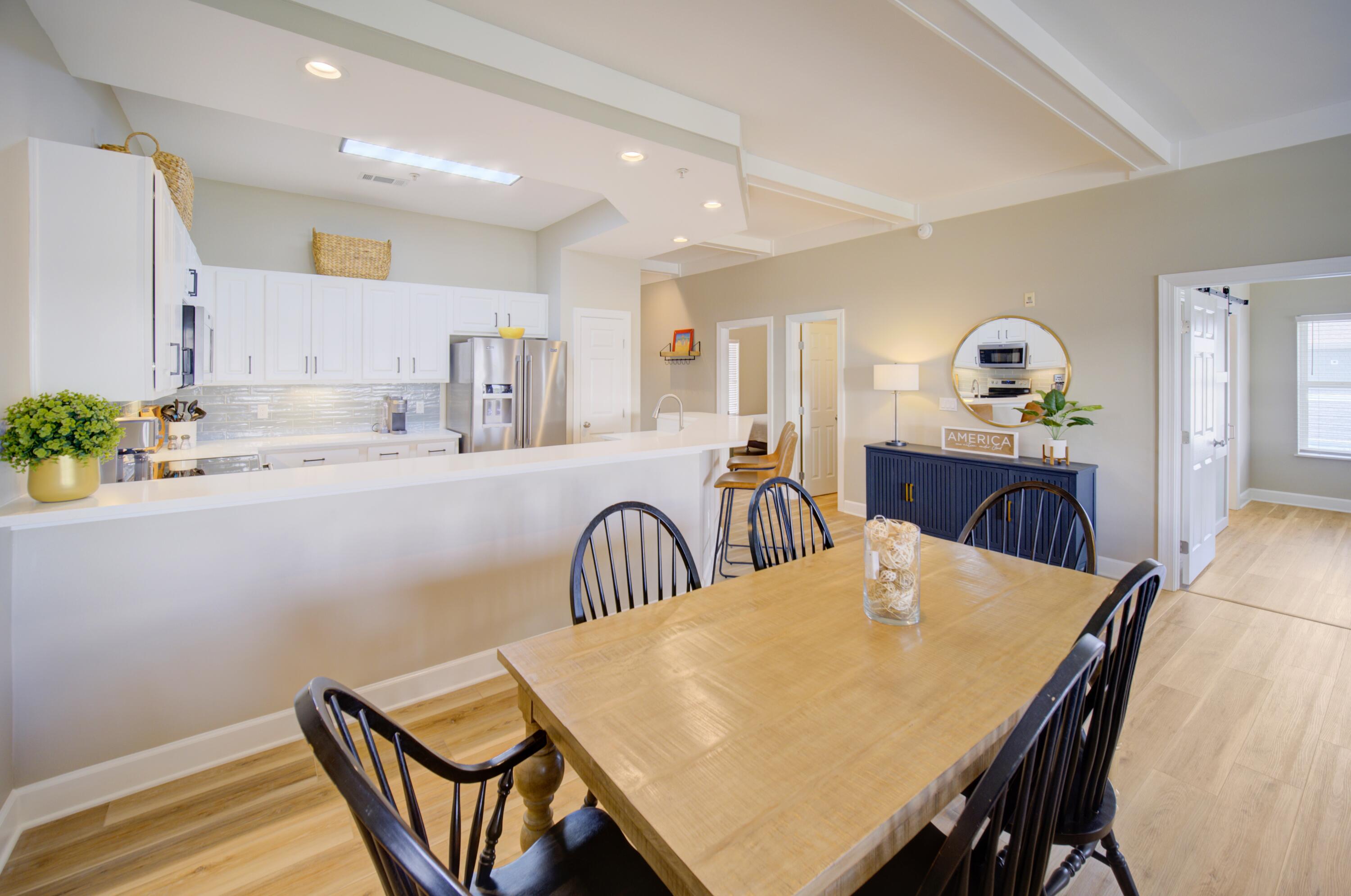 PAVILION PALMS - Residential