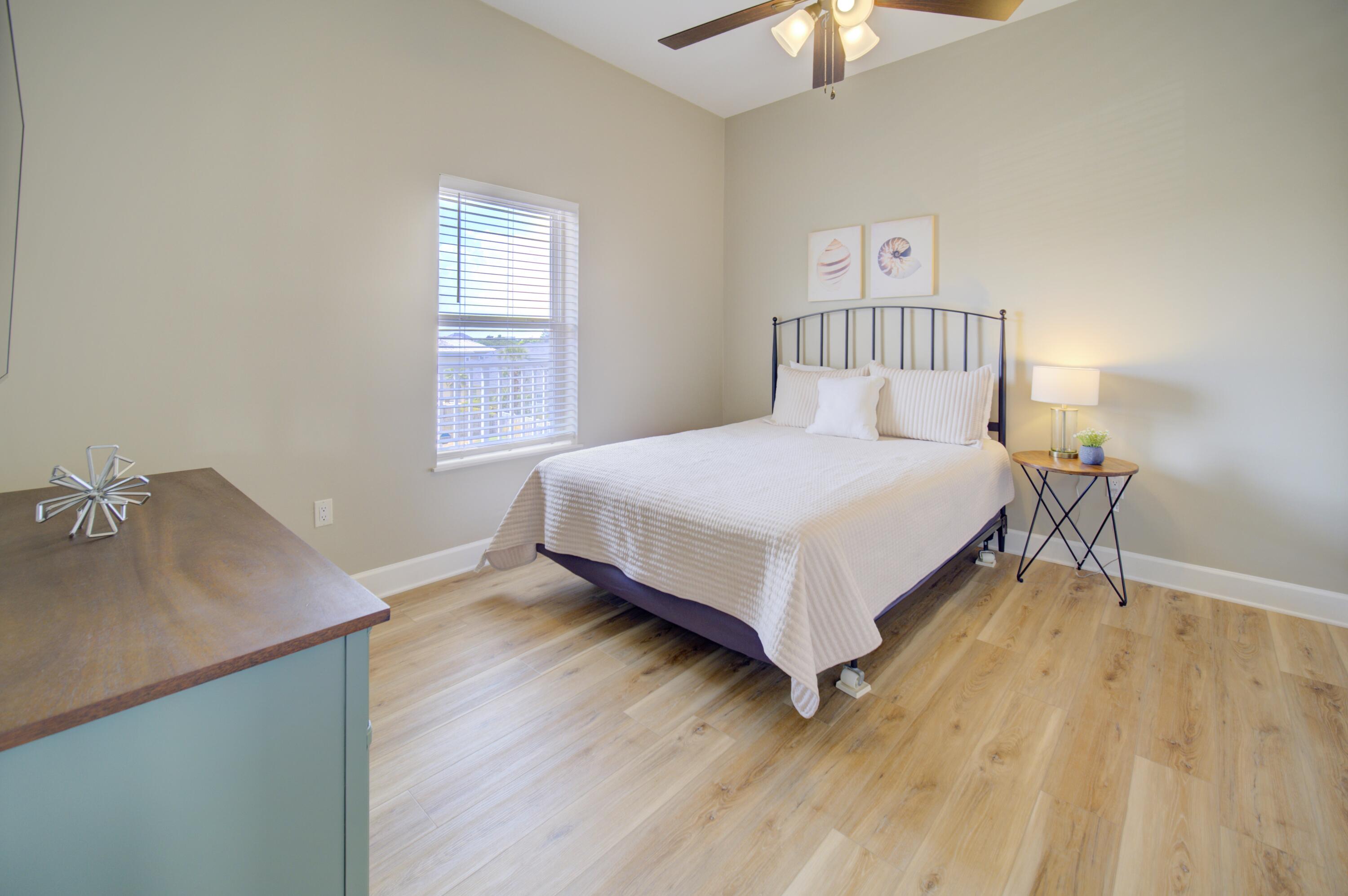 PAVILION PALMS - Residential