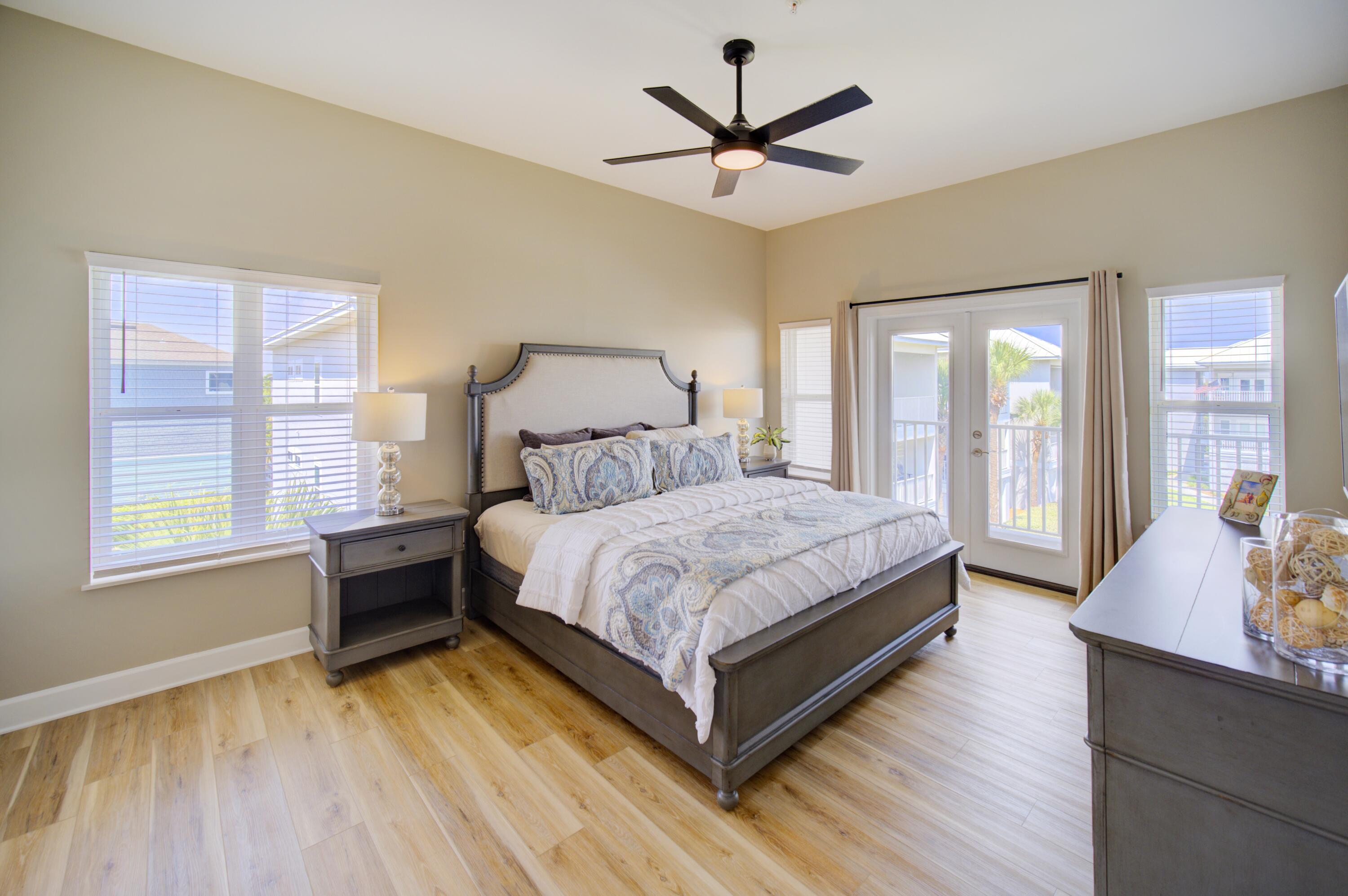 PAVILION PALMS - Residential