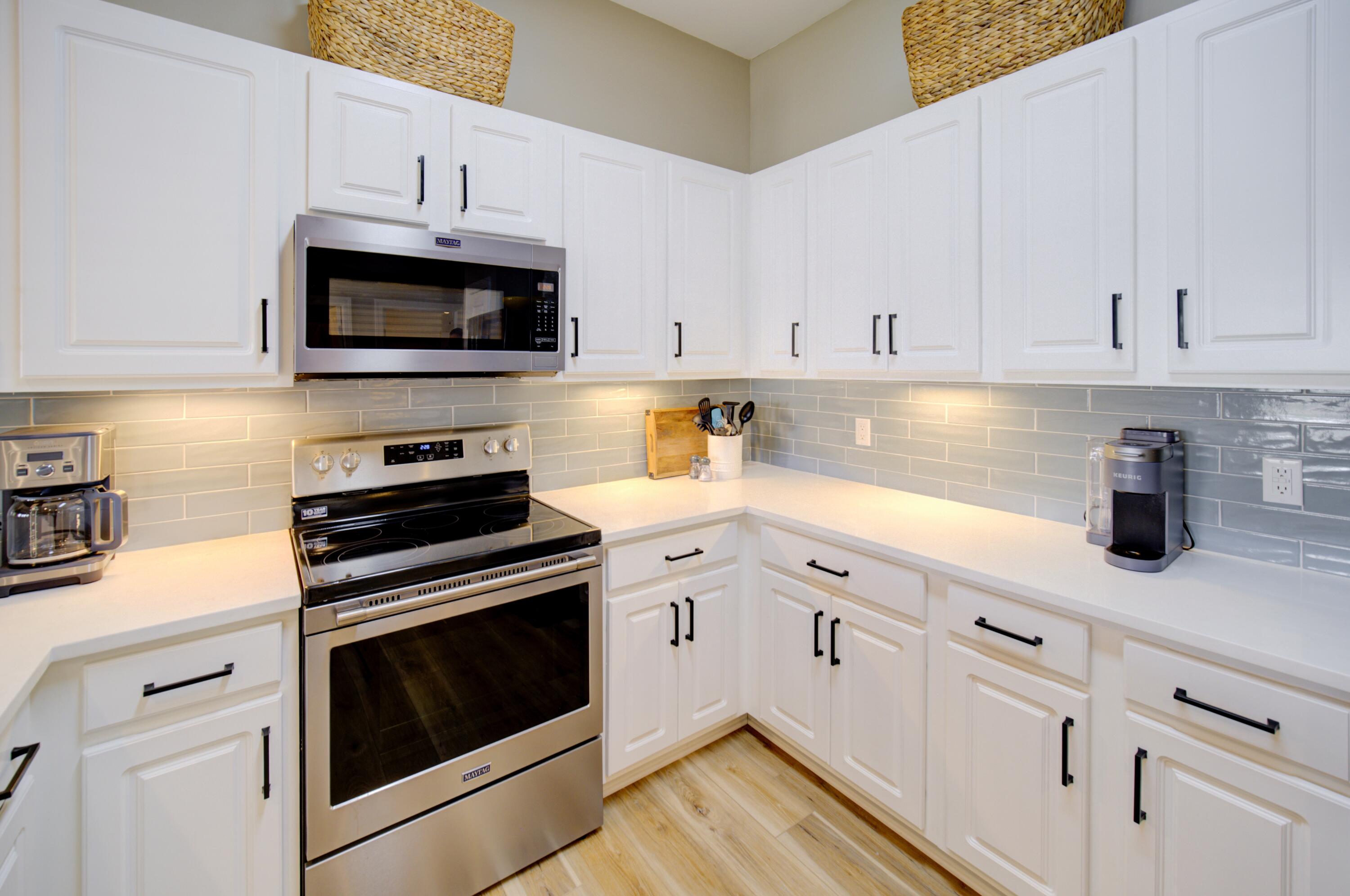 PAVILION PALMS - Residential