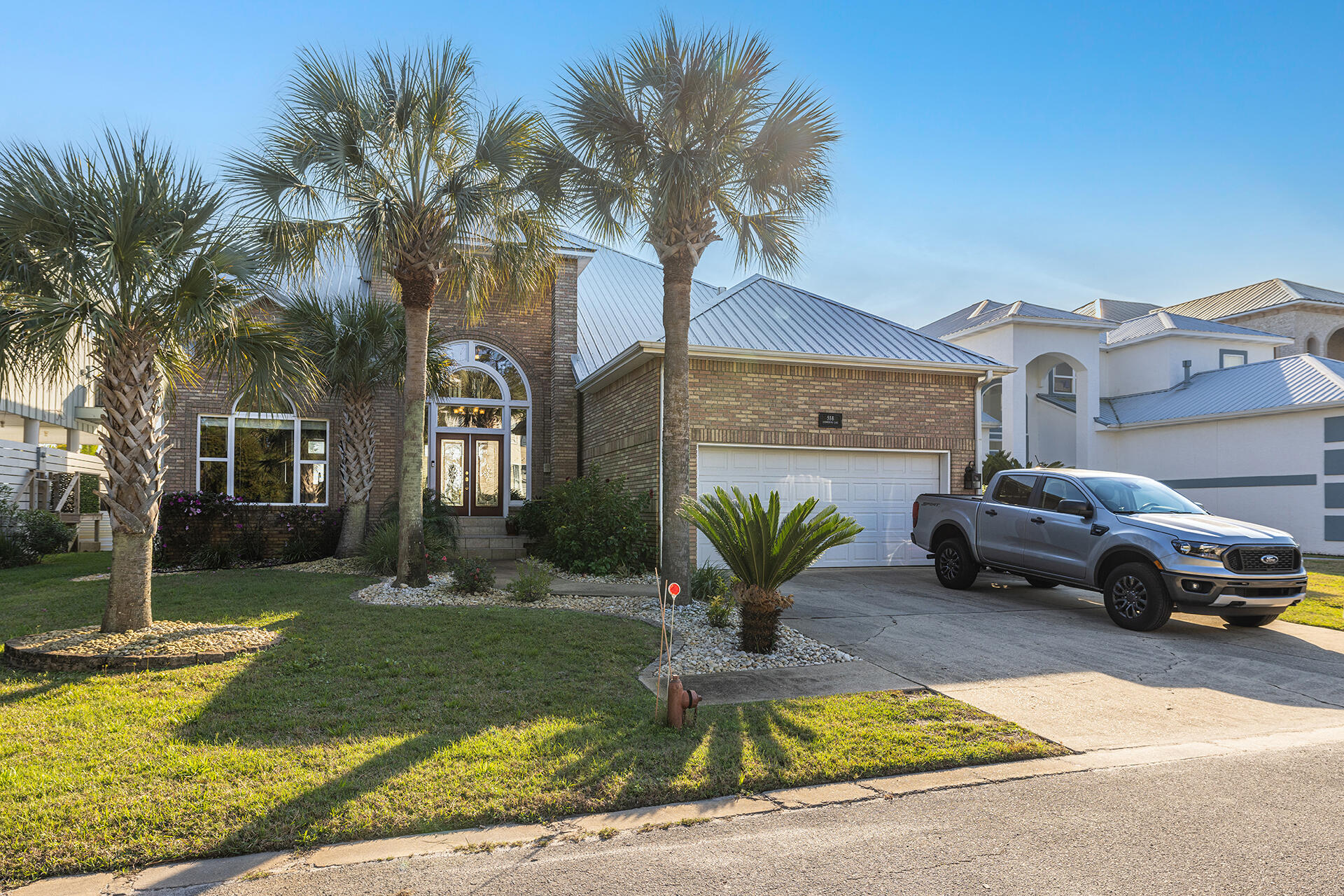 SPARKLING WATERS - Residential