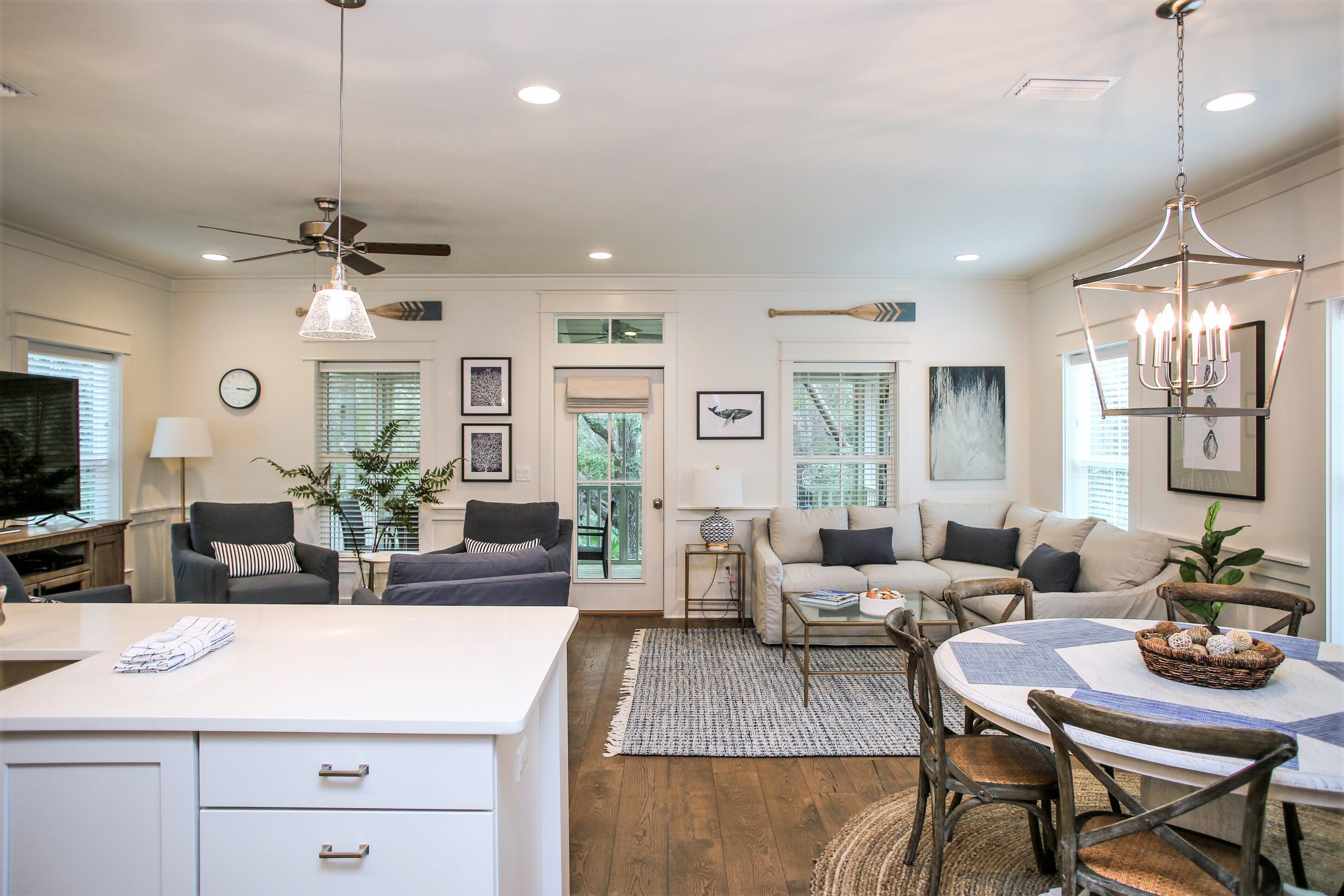 MAGNOLIA COTTAGES - Residential