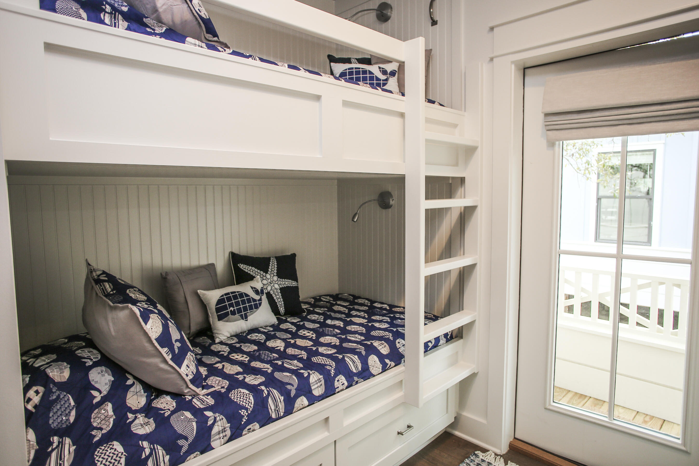 MAGNOLIA COTTAGES - Residential