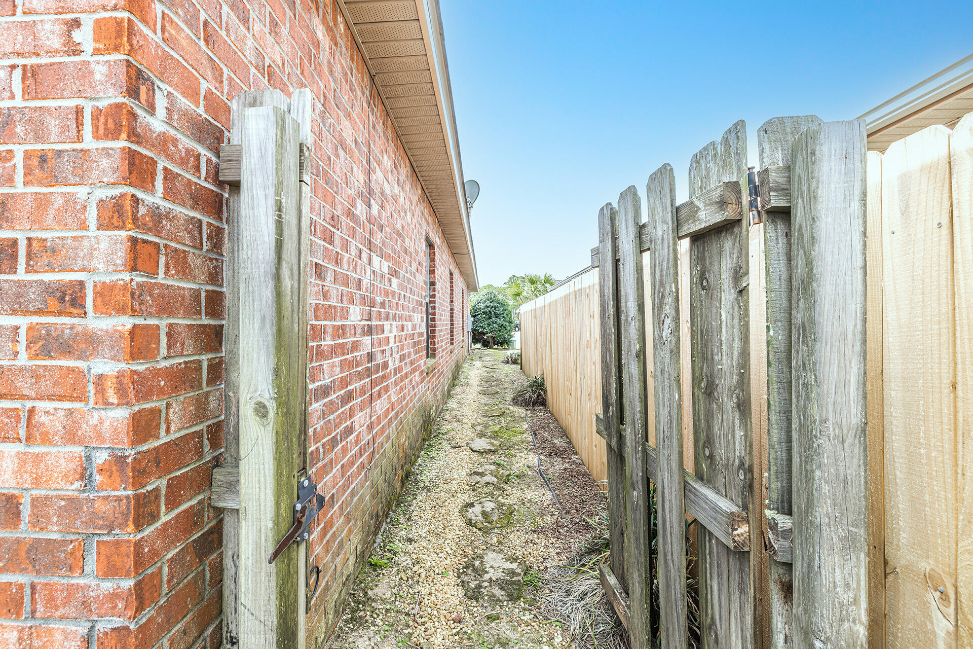 WATERFORD SOUND - Residential