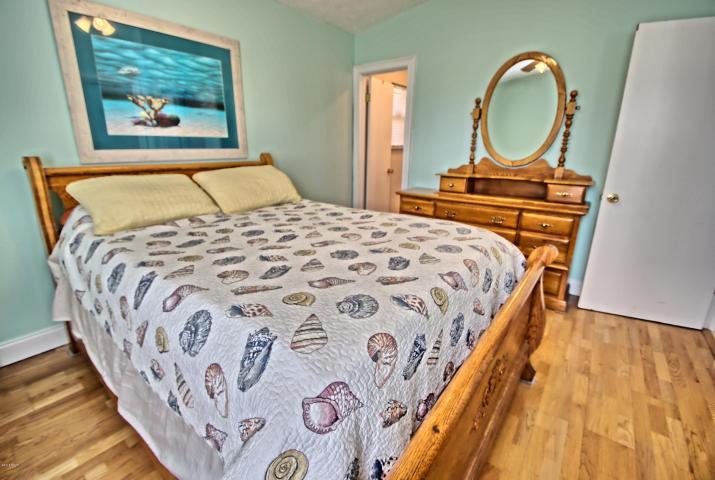 TREASURE ISLAND - Residential