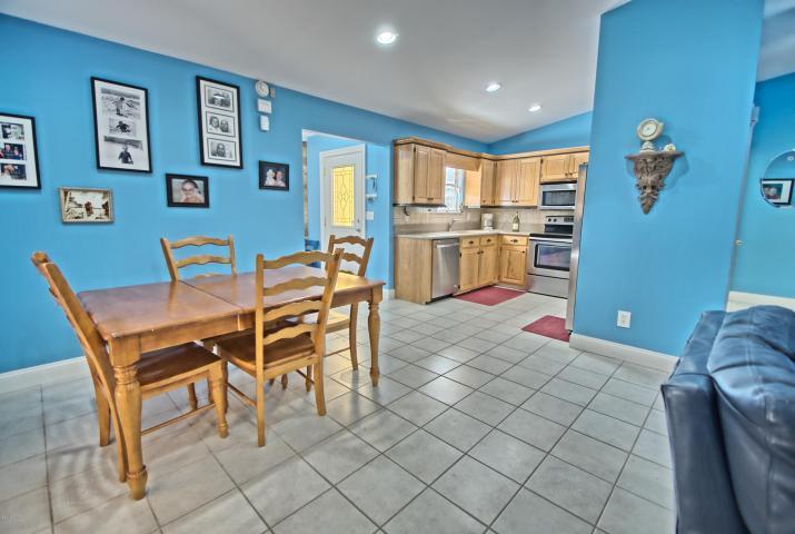 TREASURE ISLAND - Residential